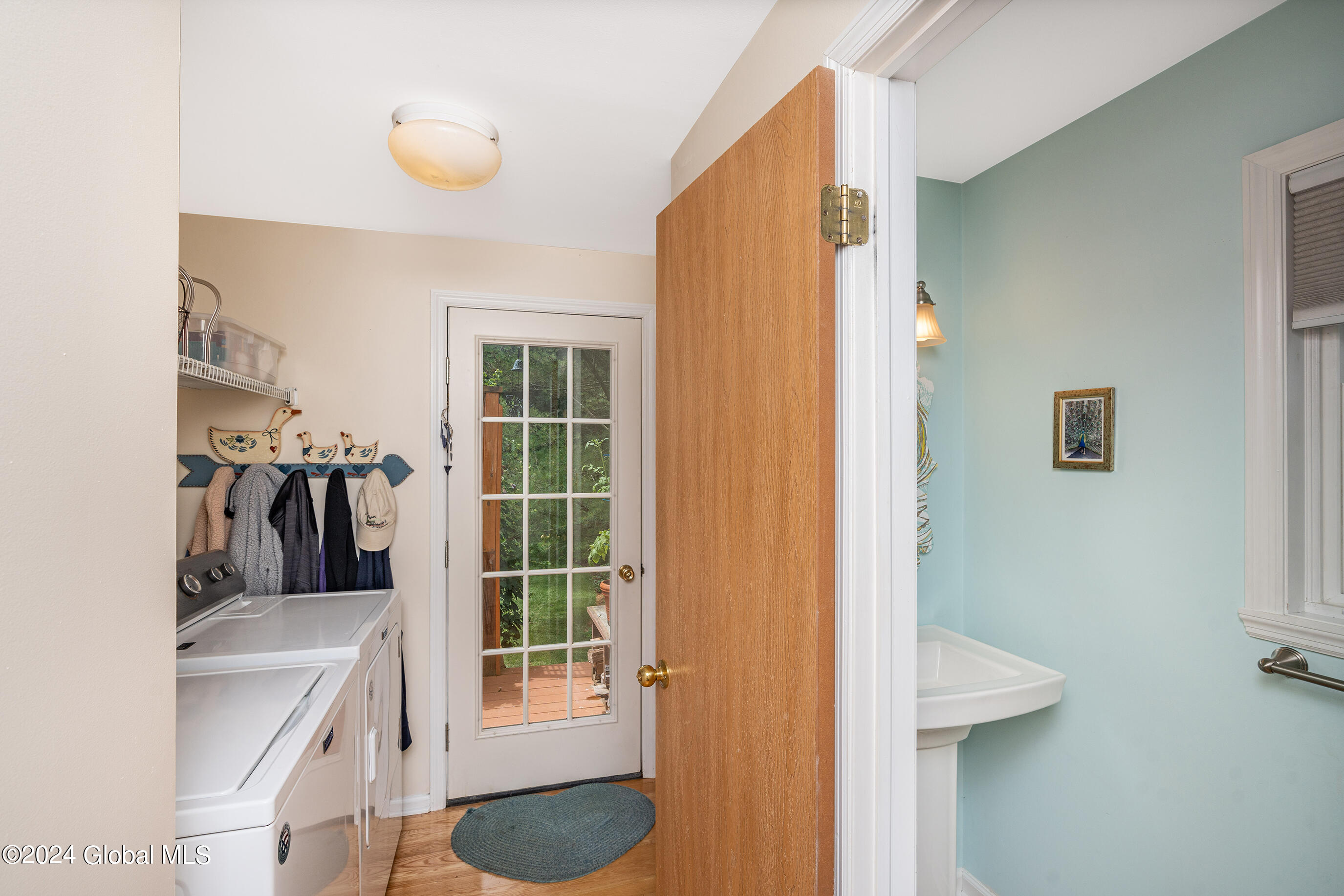 6216 Empire Avenue, Schenectady, New York image 16