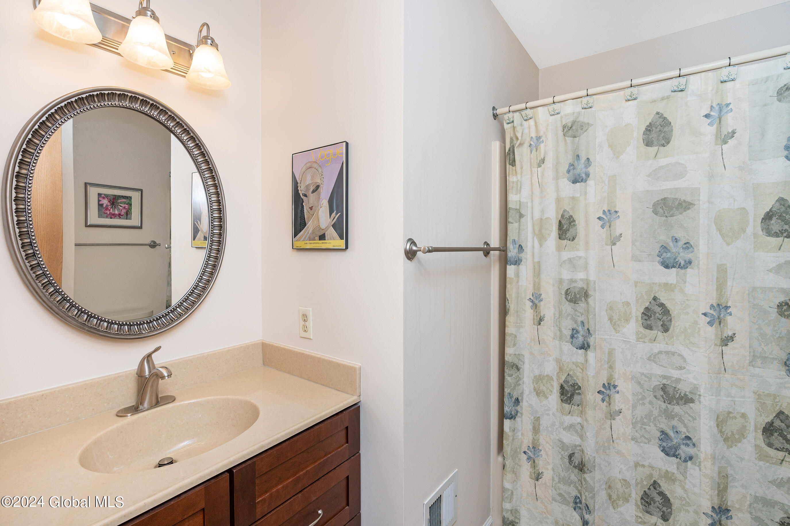 6216 Empire Avenue, Schenectady, New York image 34
