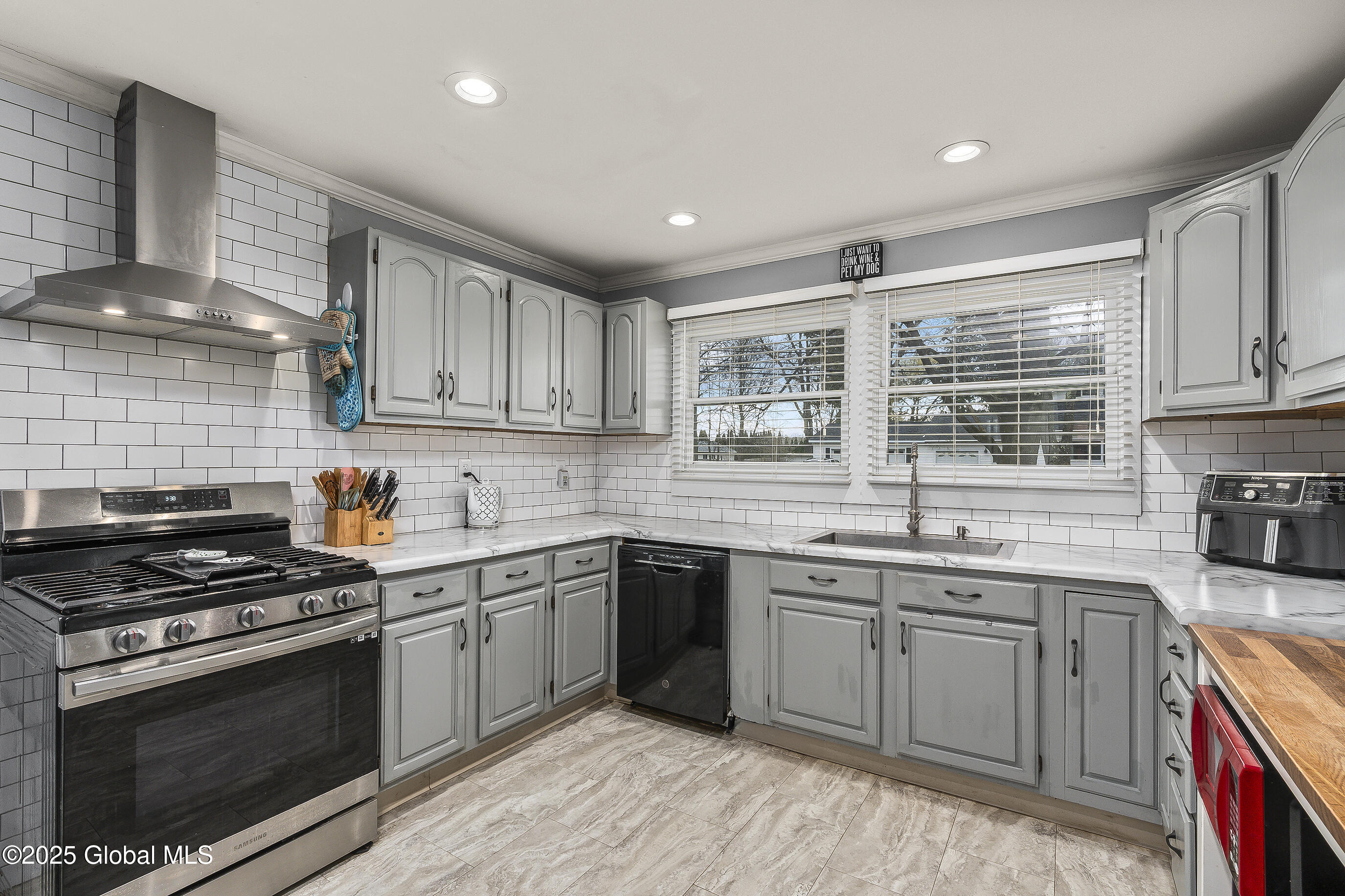 148 Wemple Road, Glenmont, New York image 10