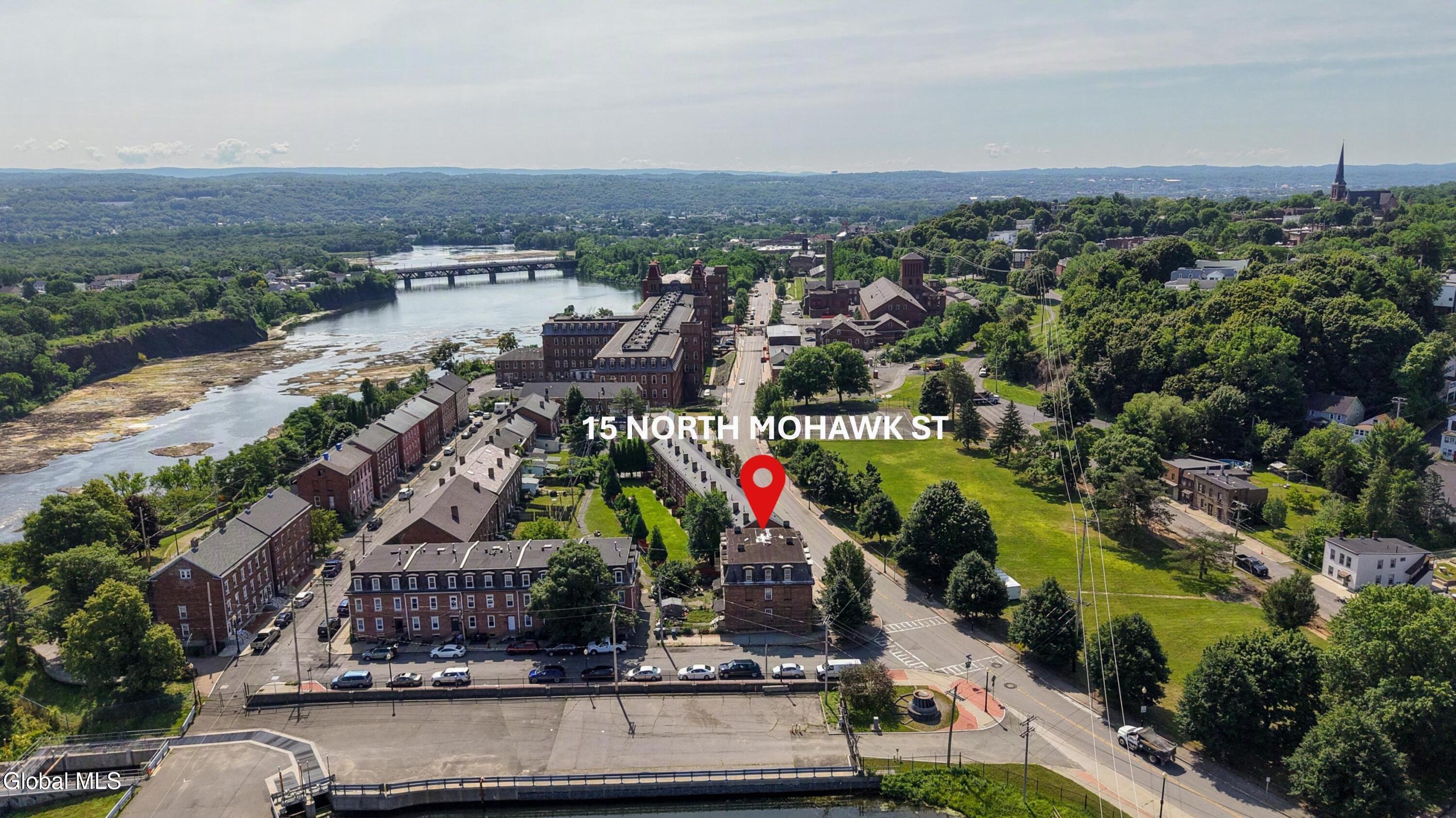15 N Mohawk Street
