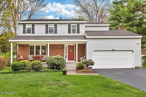 Photo of 8A Jean Place, Schenectady, NY 12303 (MLS # 202616265)