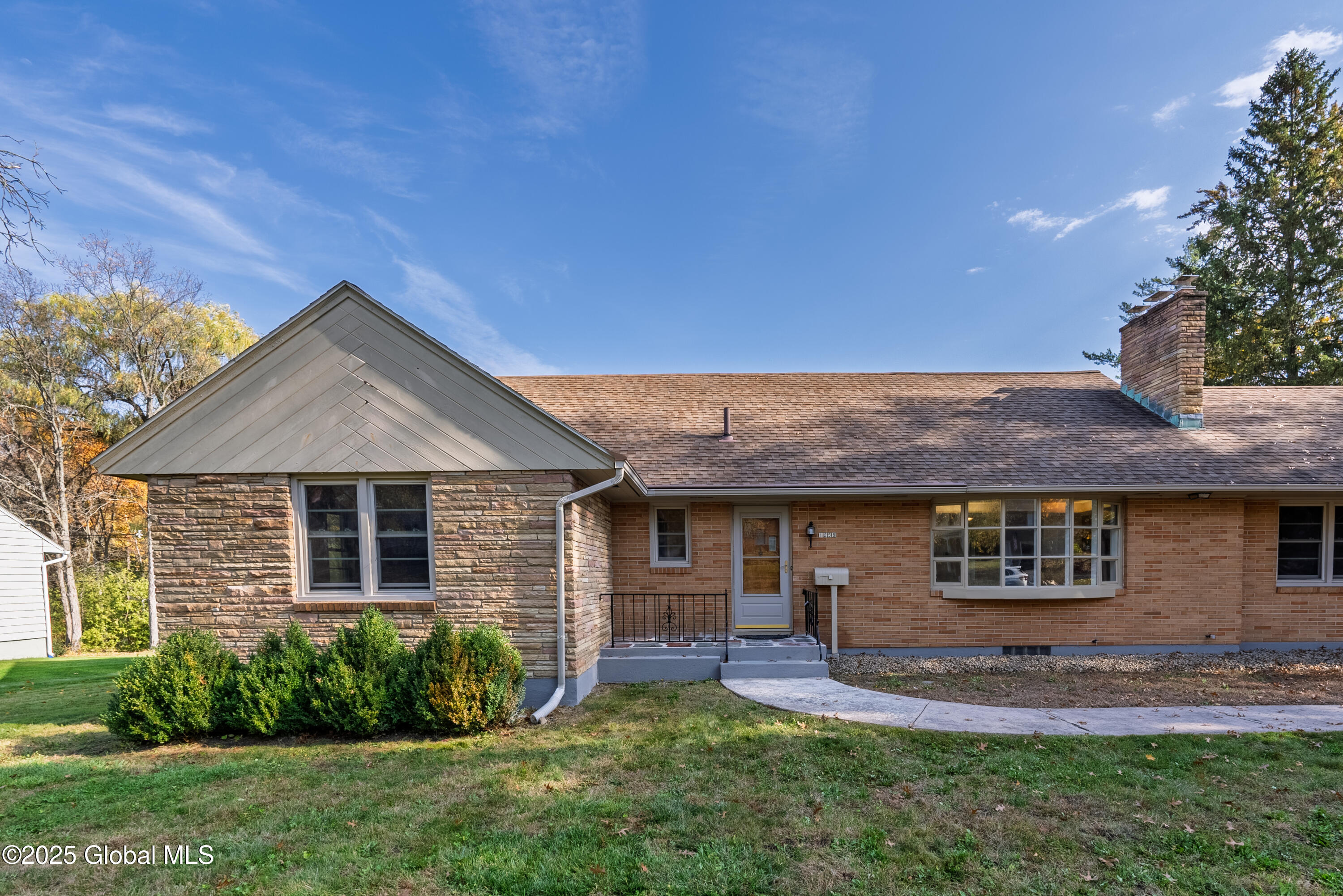 1258 Hawthorn Road, Niskayuna, New York image 3