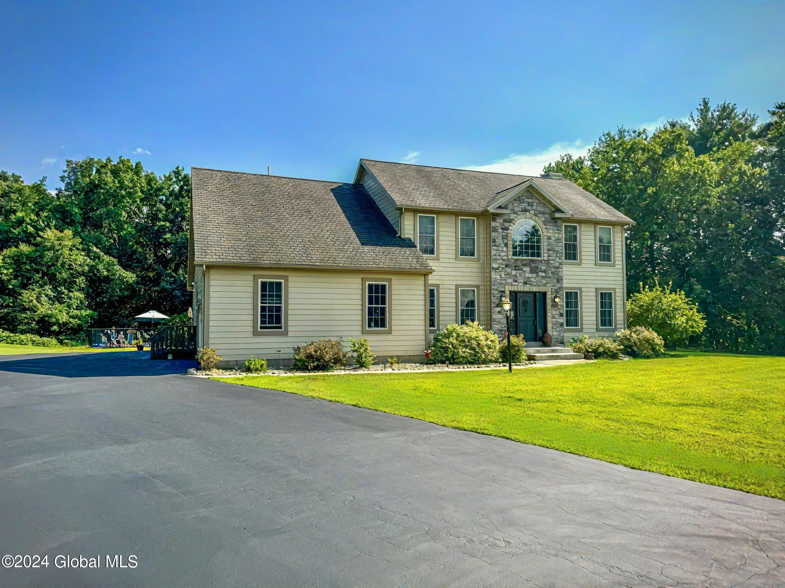 129 Abbey Road, Poestenkill, New York image 3