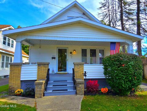 Photo of 263 Thirteenth Street, Schenectady, NY 12306 (MLS # 202528267)