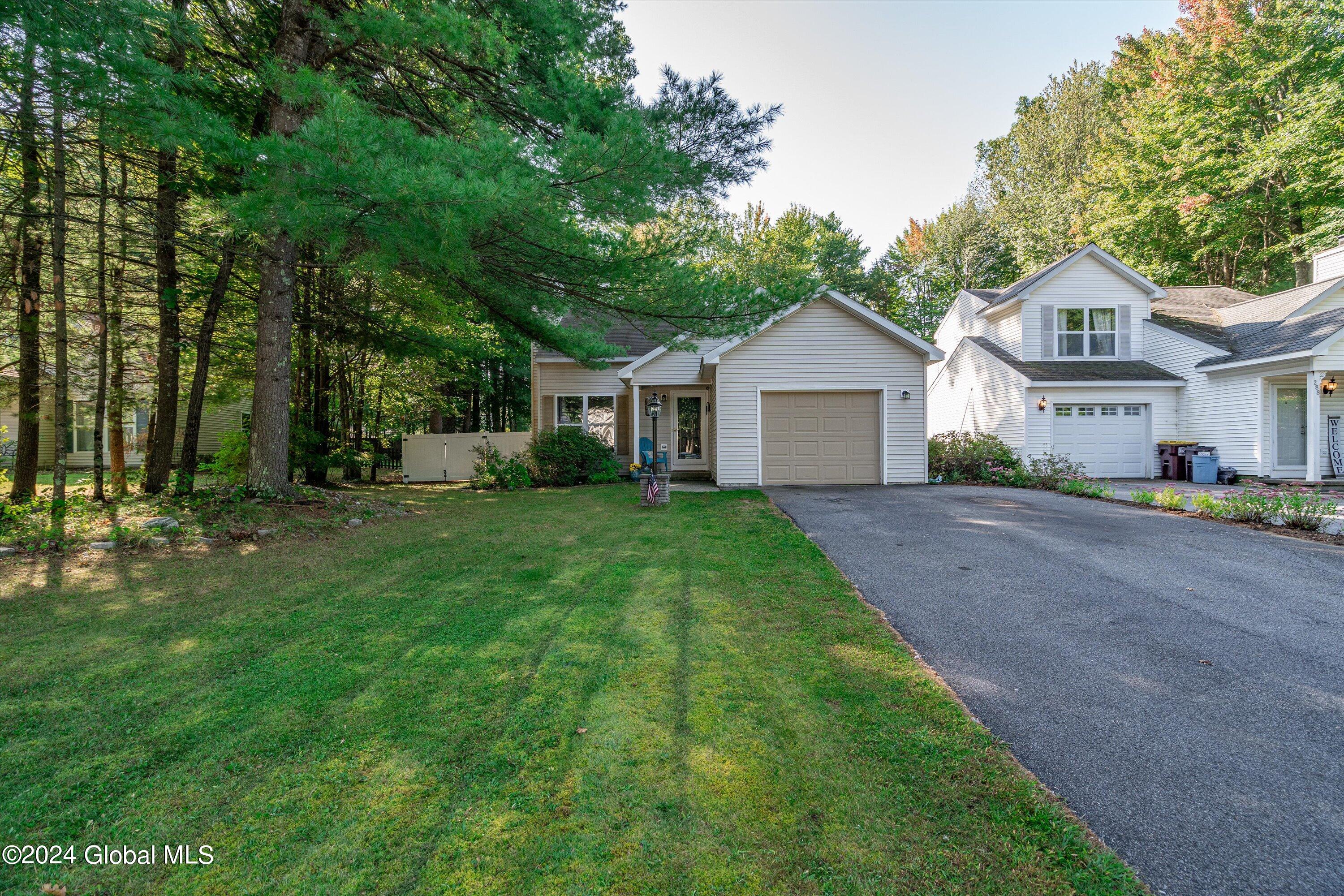 290 Meadowlark Drive, Ballston Spa, New York image 37