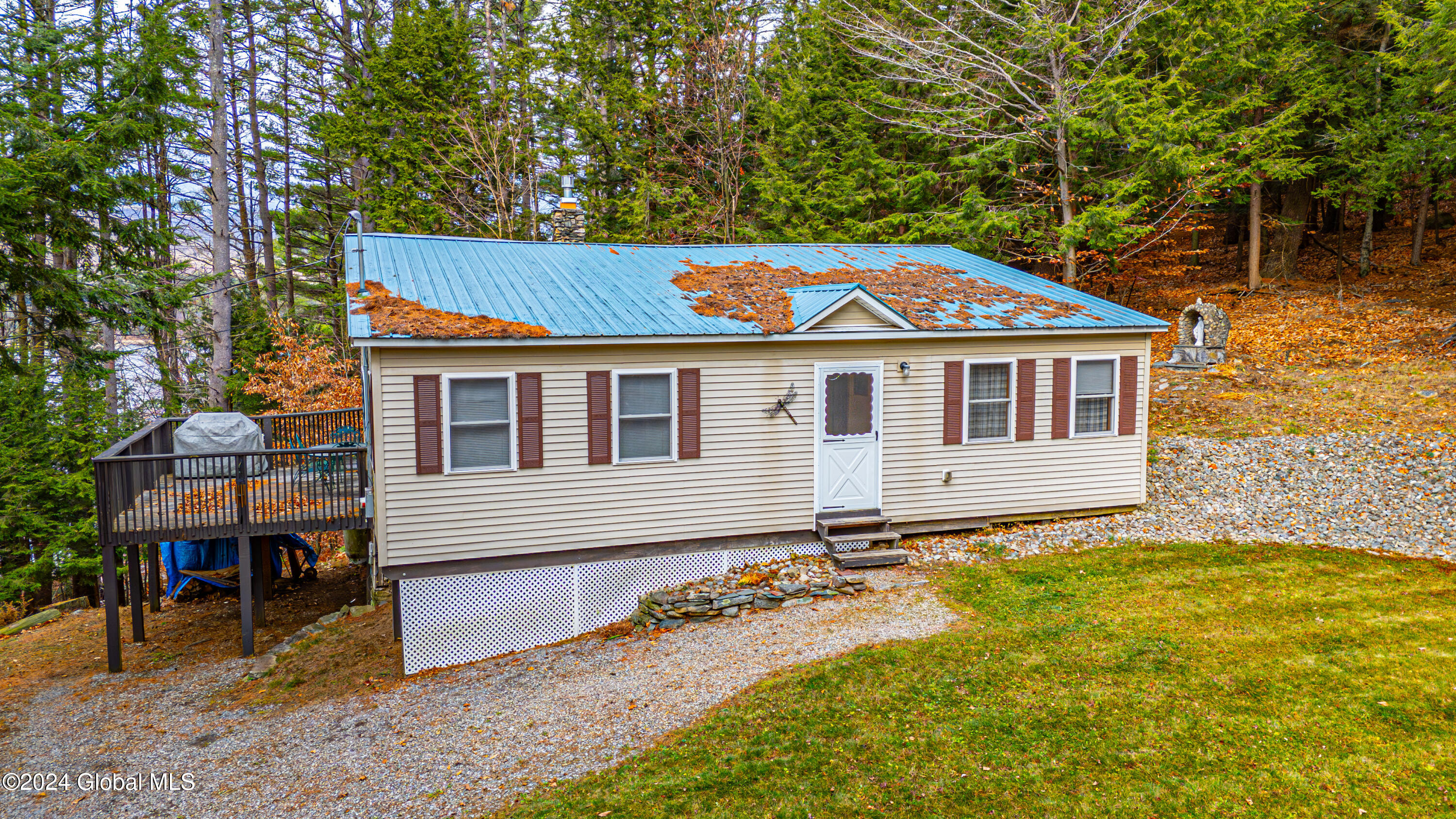 12 Birch Place, Hadley, New York image 21