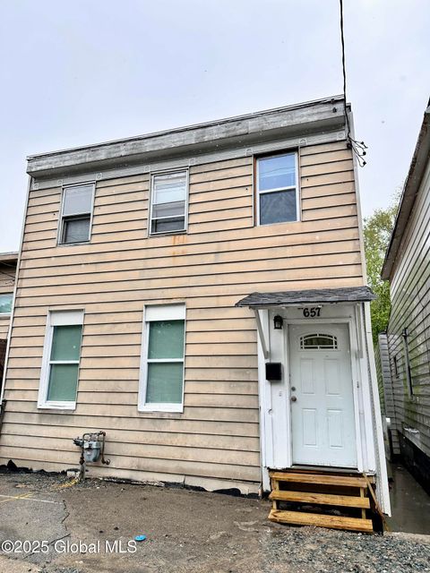 657 3rd Street, Albany, NY 12206 - #: 202517102