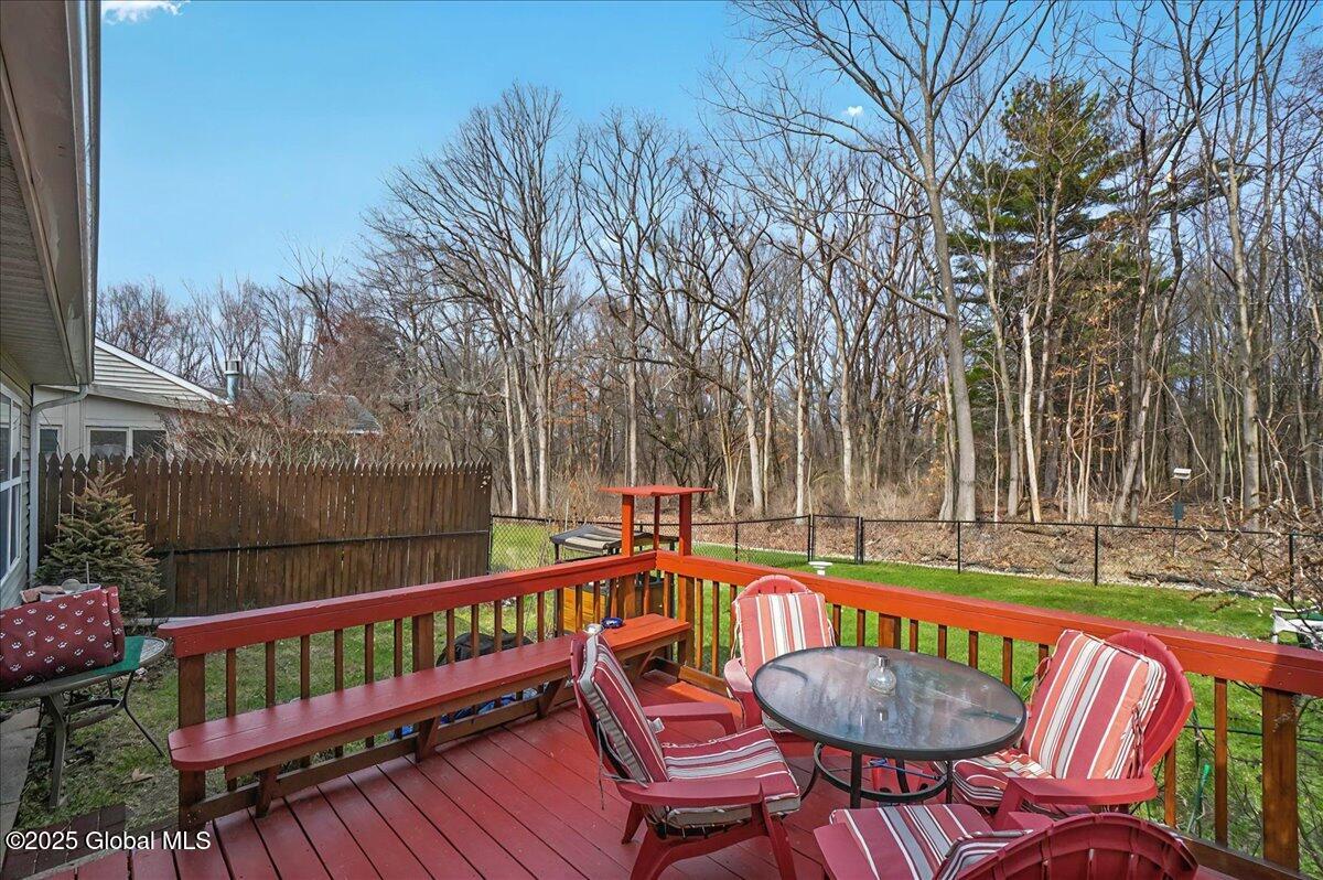 1154 Spearhead Drive, Glenville, New York image 20