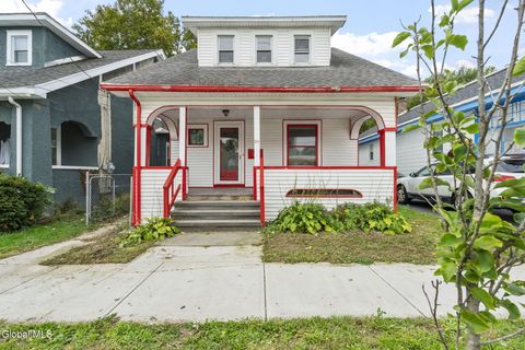Photo of 24 Sparkill Avenue, Albany, NY 12209 (MLS # 202527362)