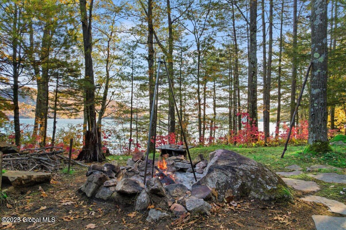 125 N Friends Point N Drive, Hague, New York image 32