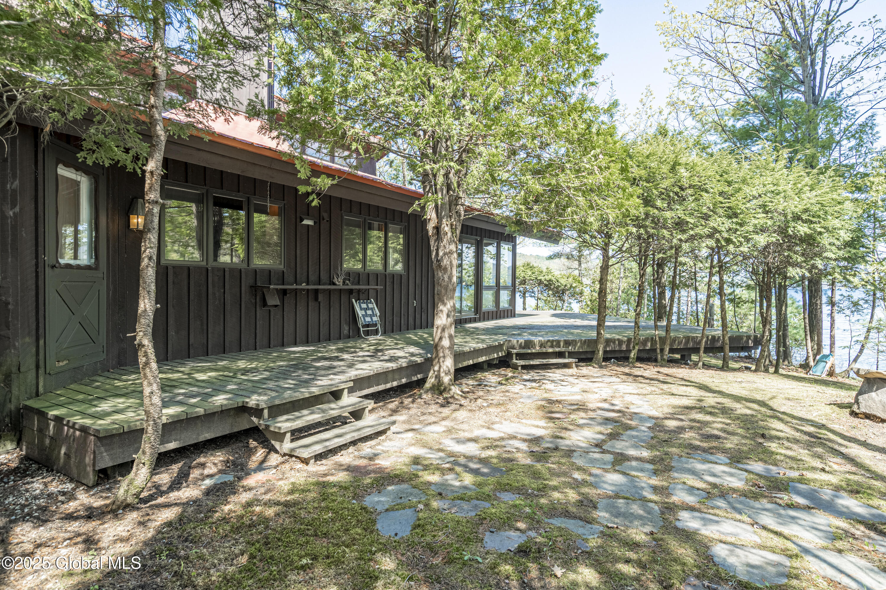 125 N Friends Point N Drive, Hague, New York image 28