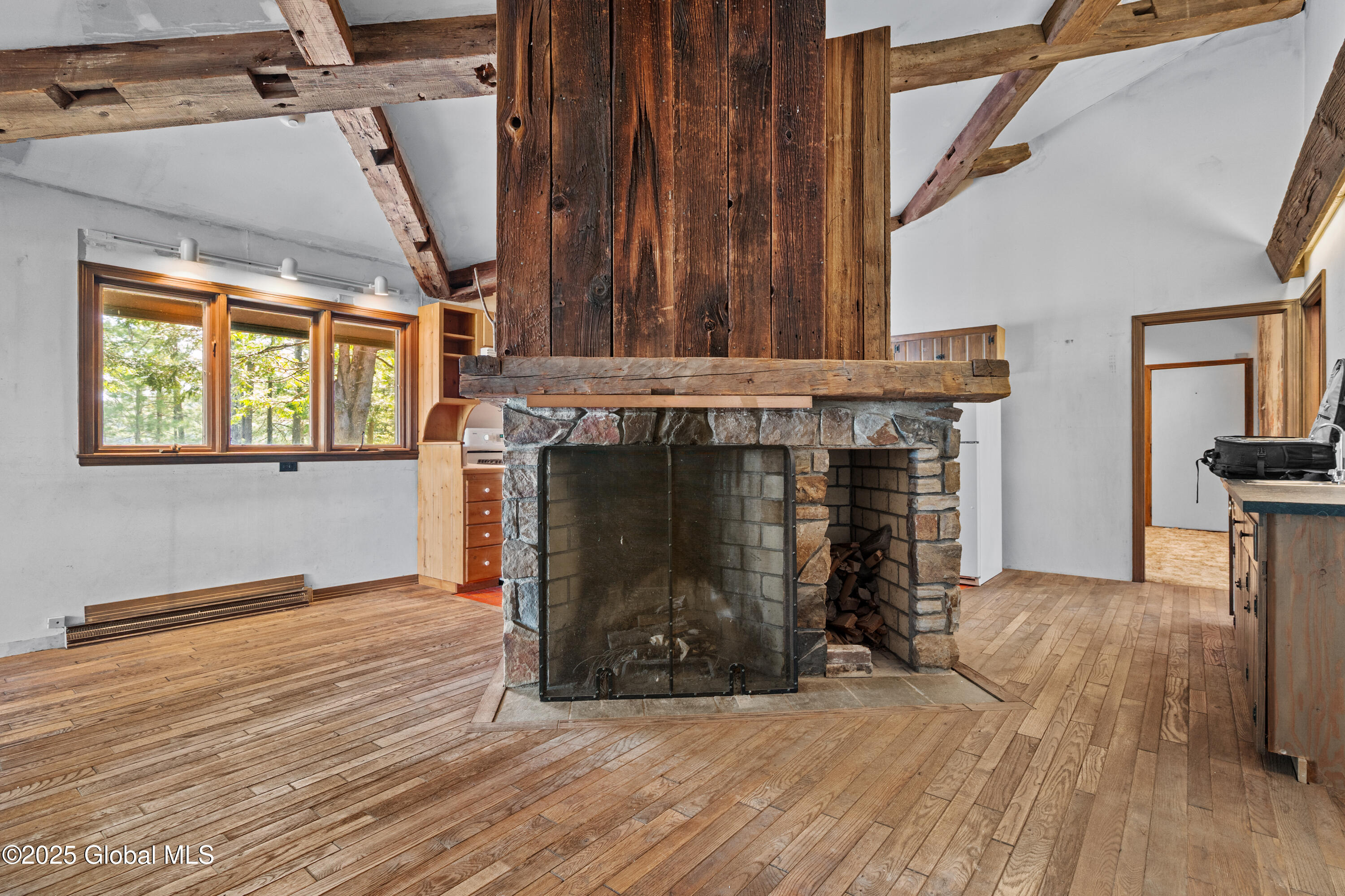 125 N Friends Point N Drive, Hague, New York image 11