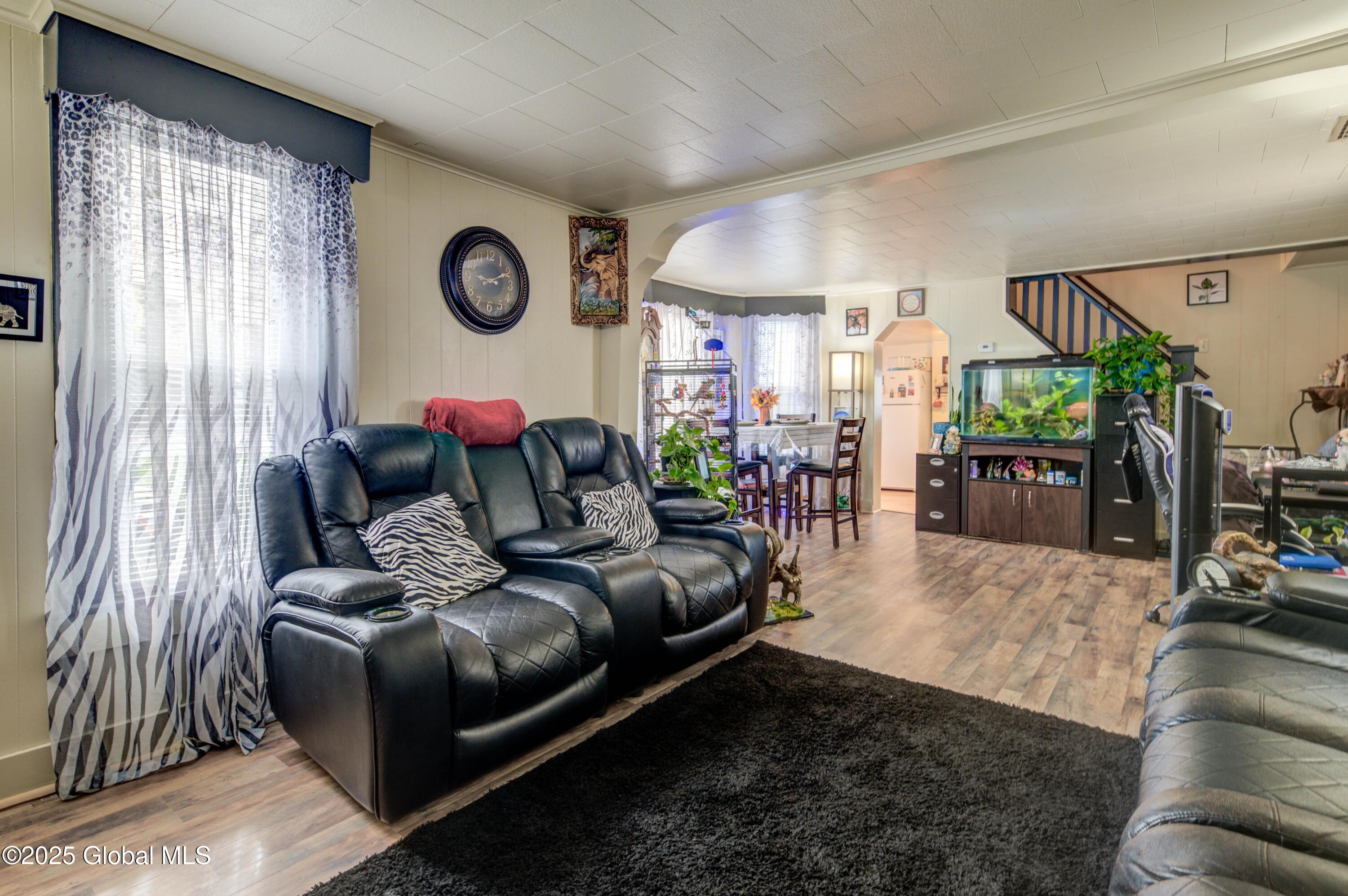 113 W 8th Avenue, Gloversville, New York image 9