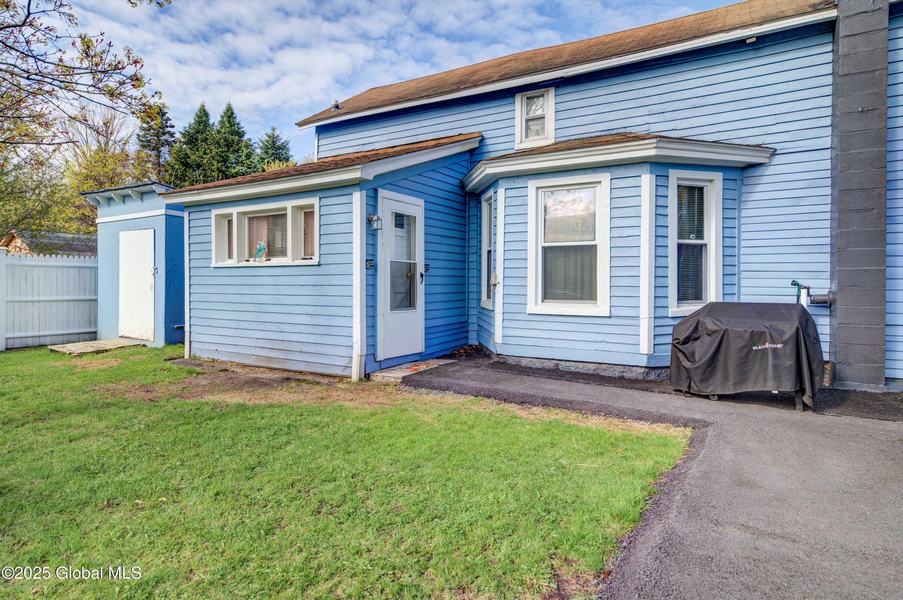 113 W 8th Avenue, Gloversville, New York image 21
