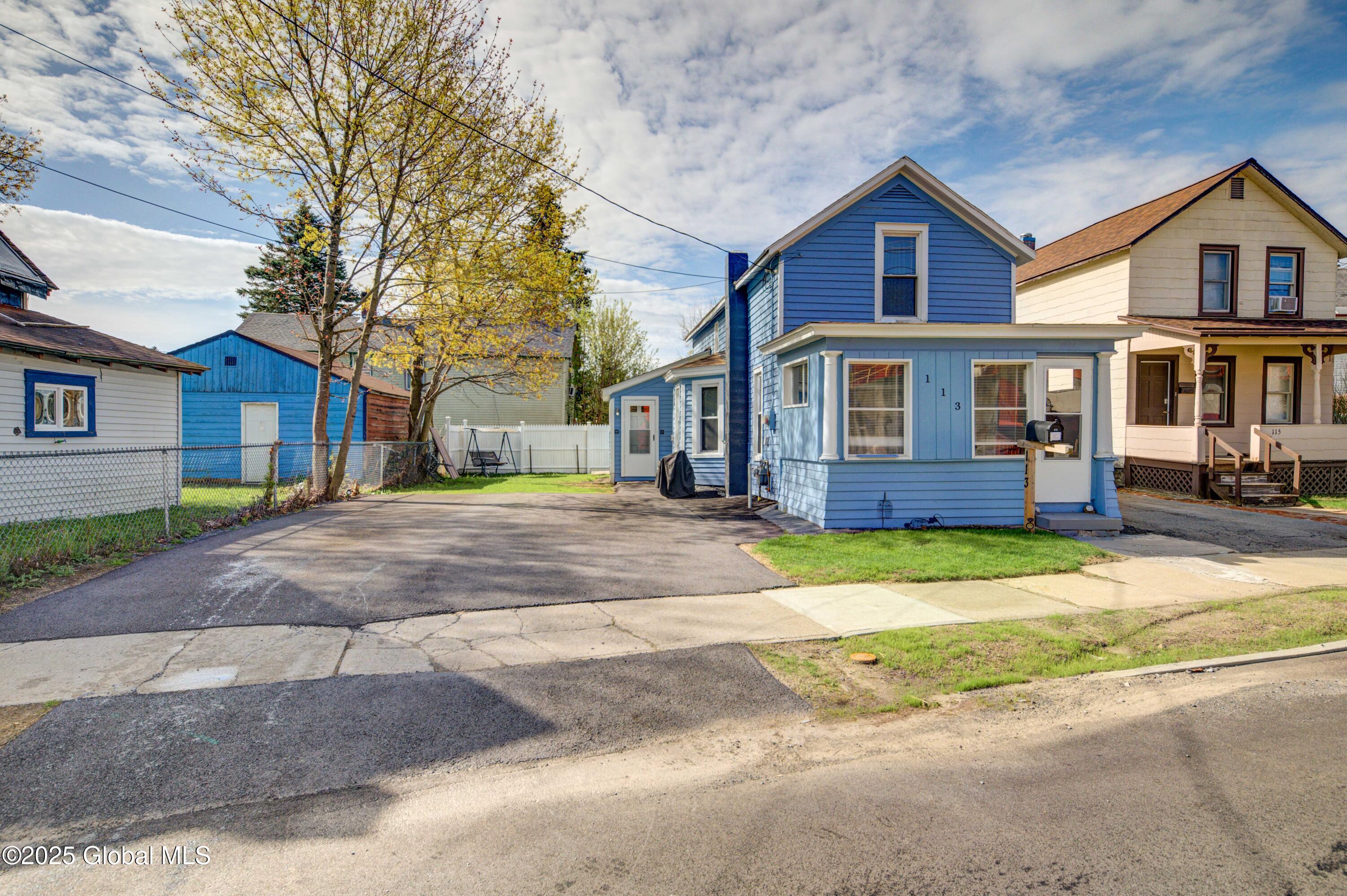 113 W 8th Avenue, Gloversville, New York image 2