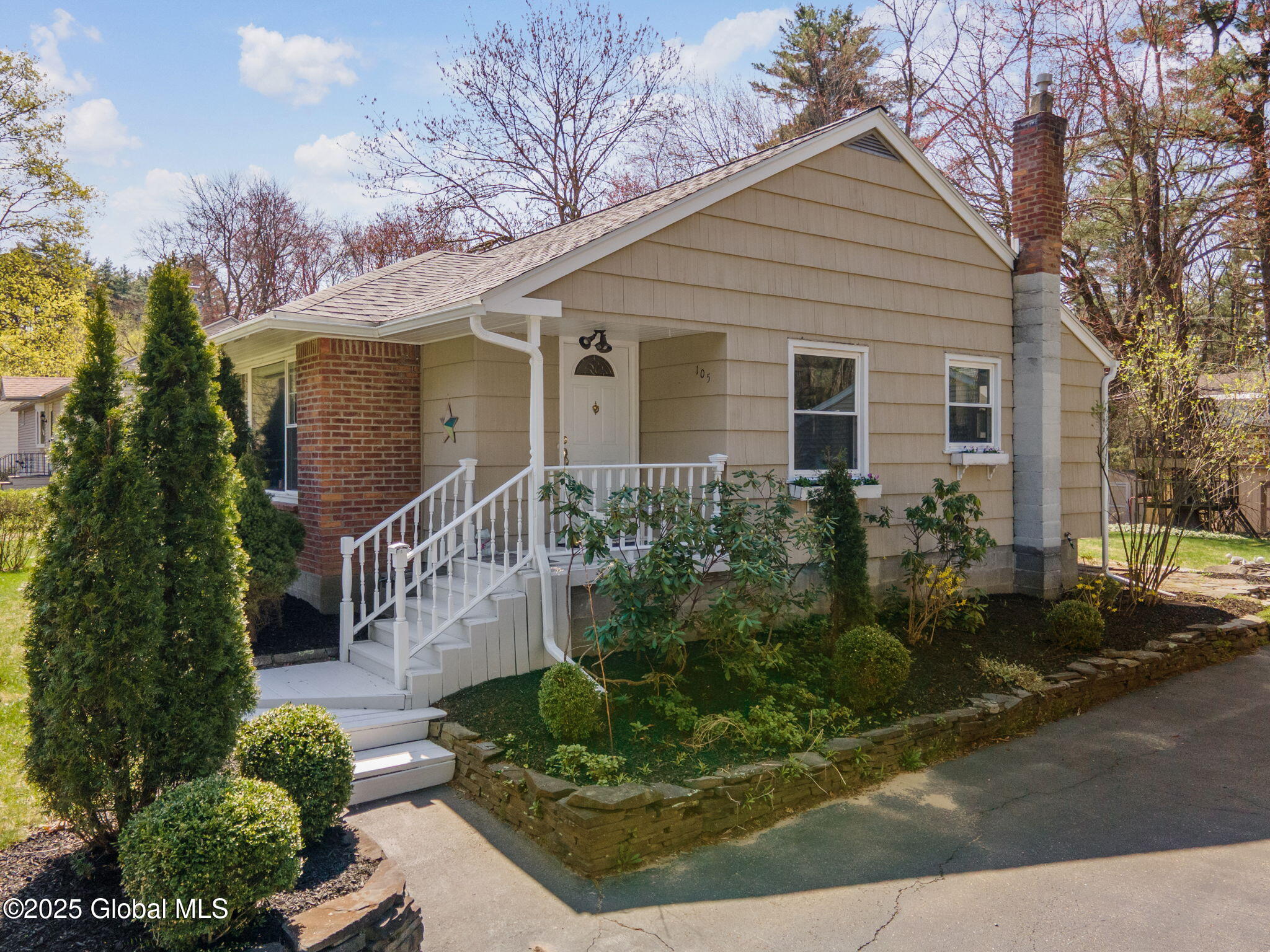 105 Birchwood Drive, Schenectady, New York image 8