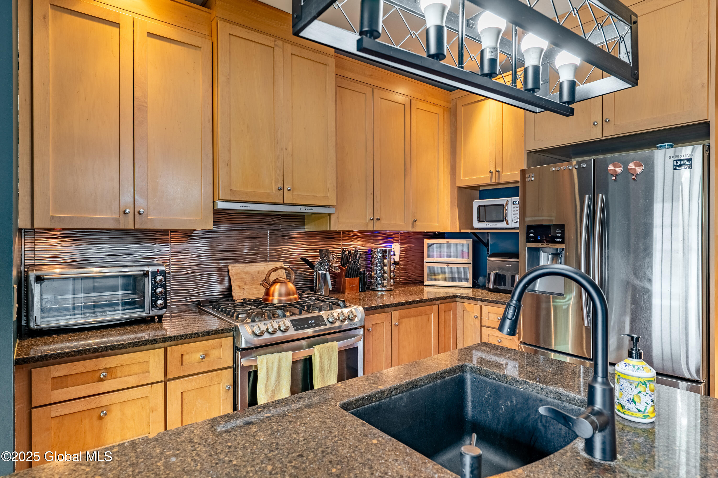 2085 Grand Boulevard, Schenectady, New York image 4