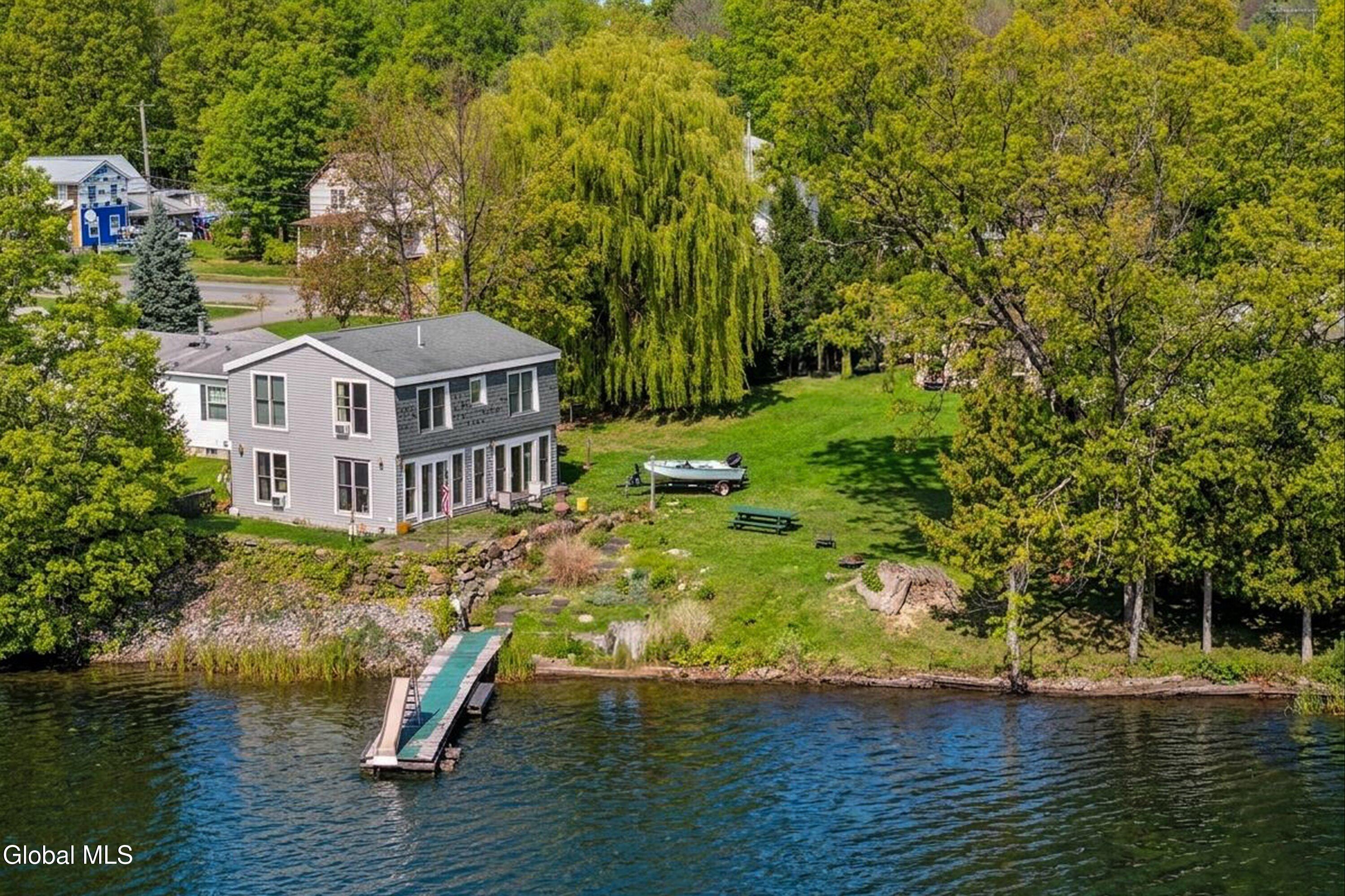 27 Water Street