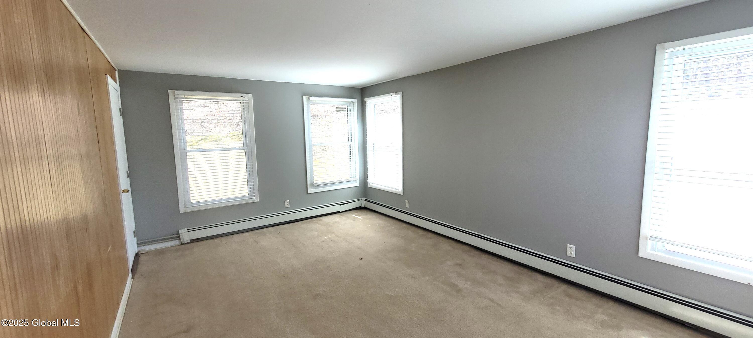 29 Nancy Drive, Troy, New York image 21
