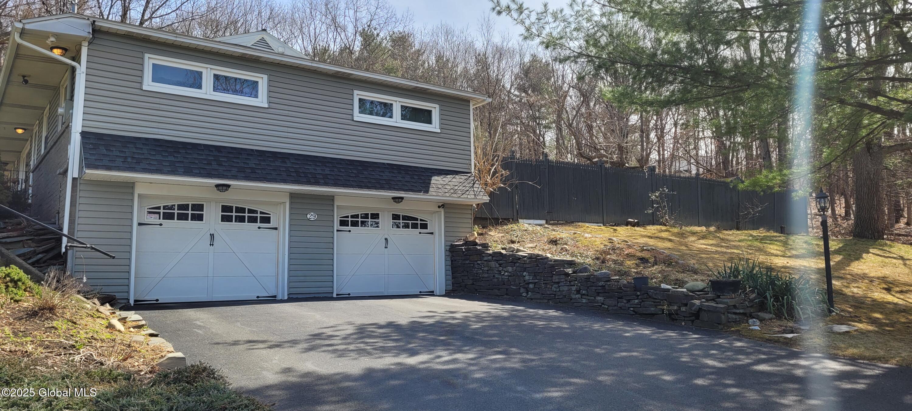 29 Nancy Drive, Troy, New York image 6