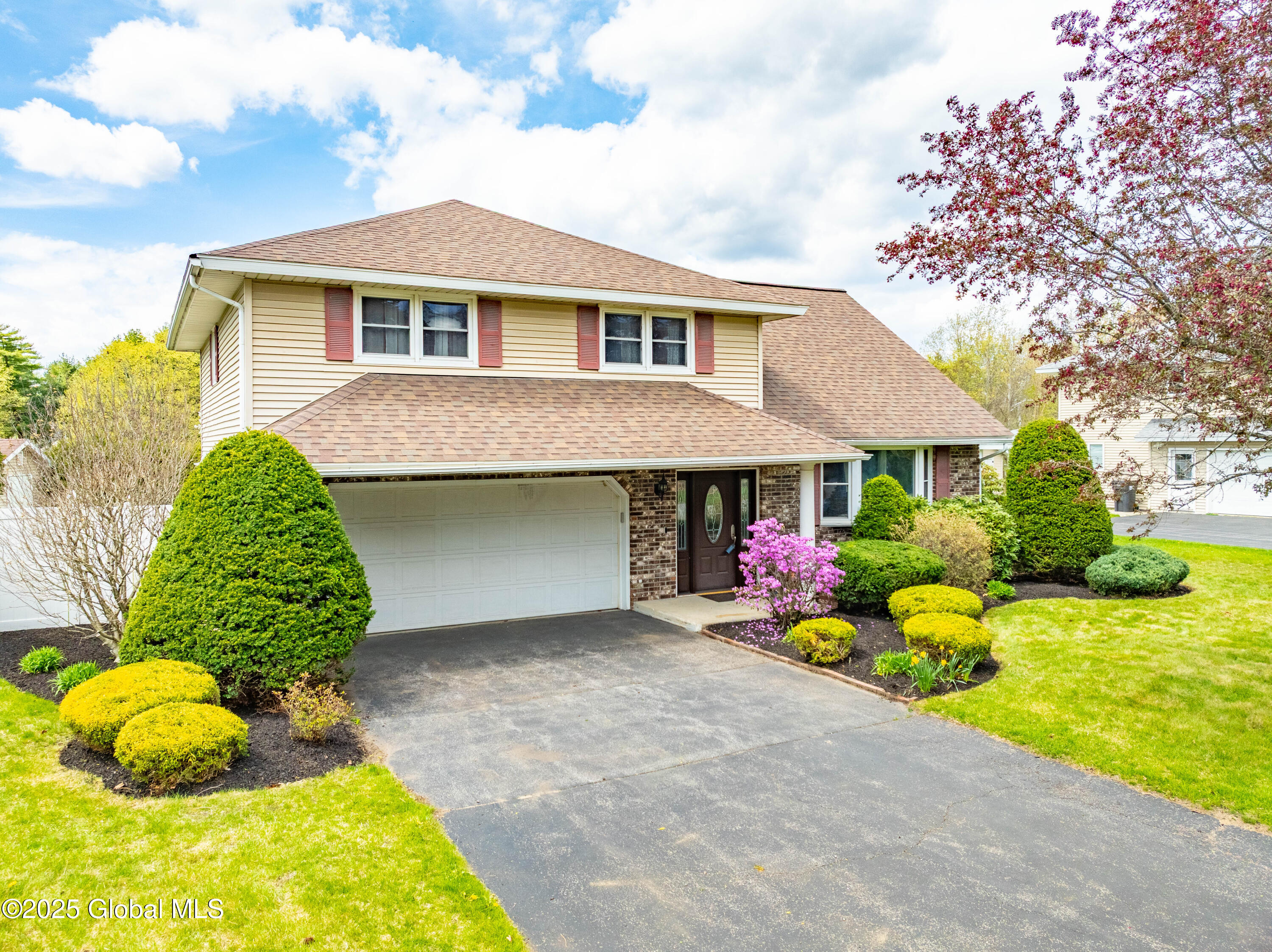 320 Dolan Drive, Schenectady, New York image 5