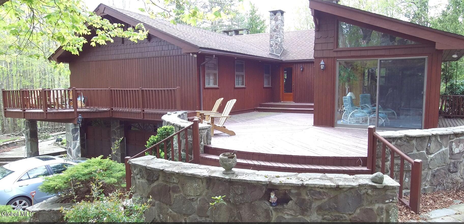 184 Cloos Road