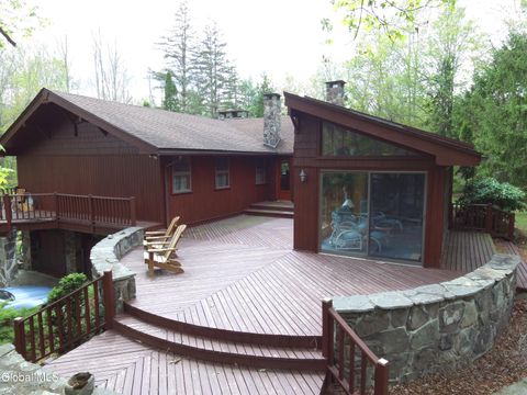 Photo of 184 Cloos Road, Hunter, NY 12442 (MLS # 202617385)