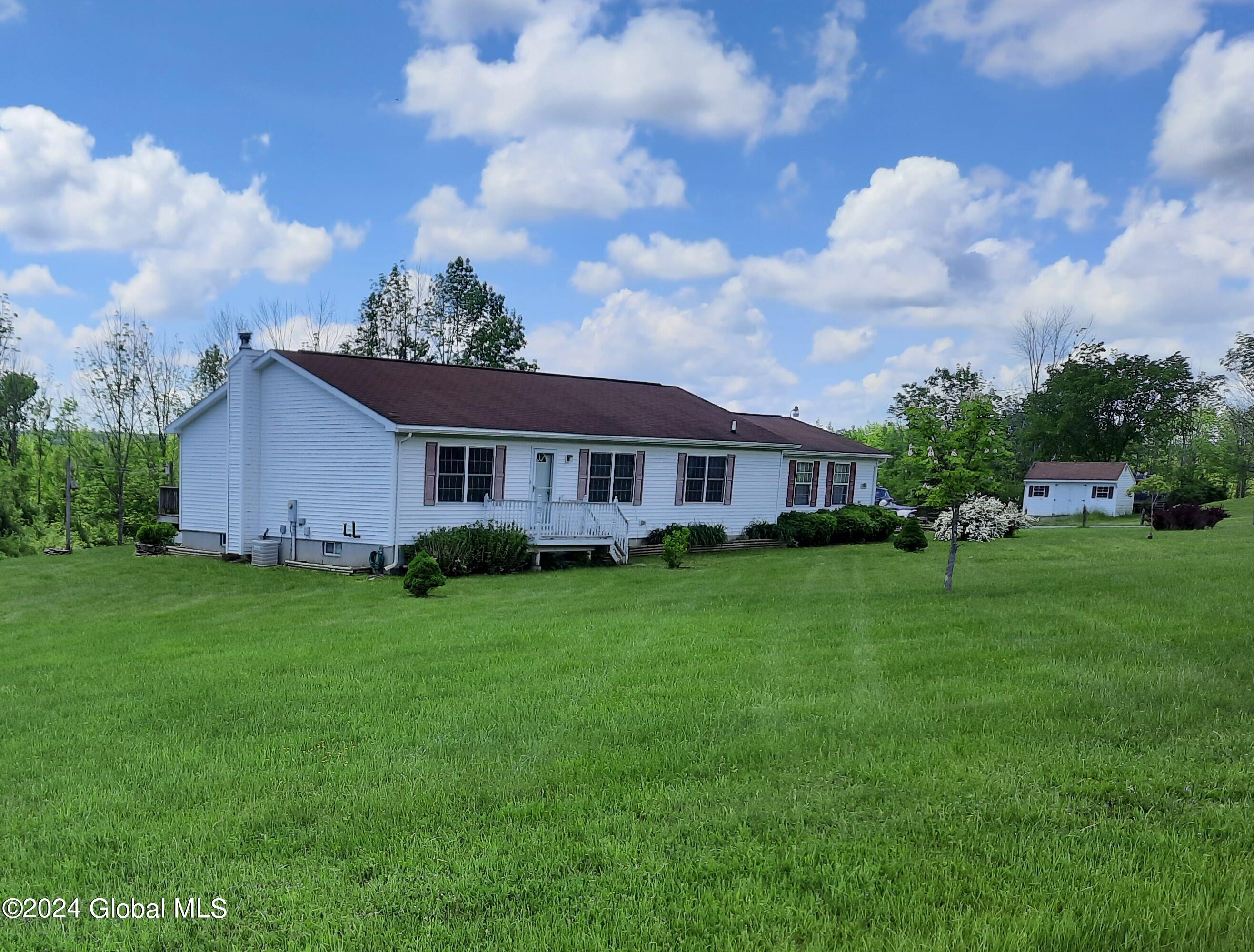 159 Shenendoah Drive, Sloansville, New York image 1