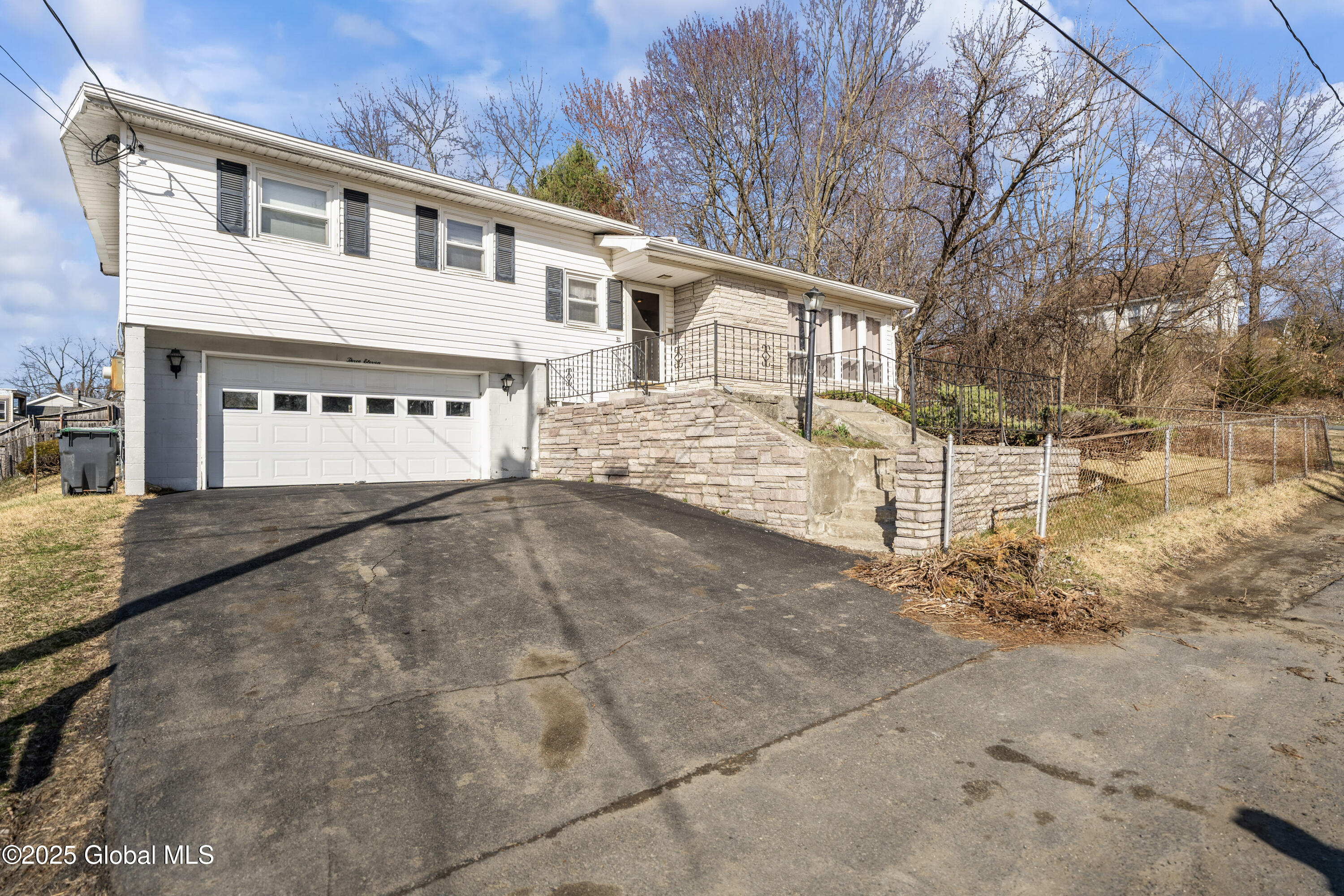 311 Belgrade Street, Troy, New York image 1