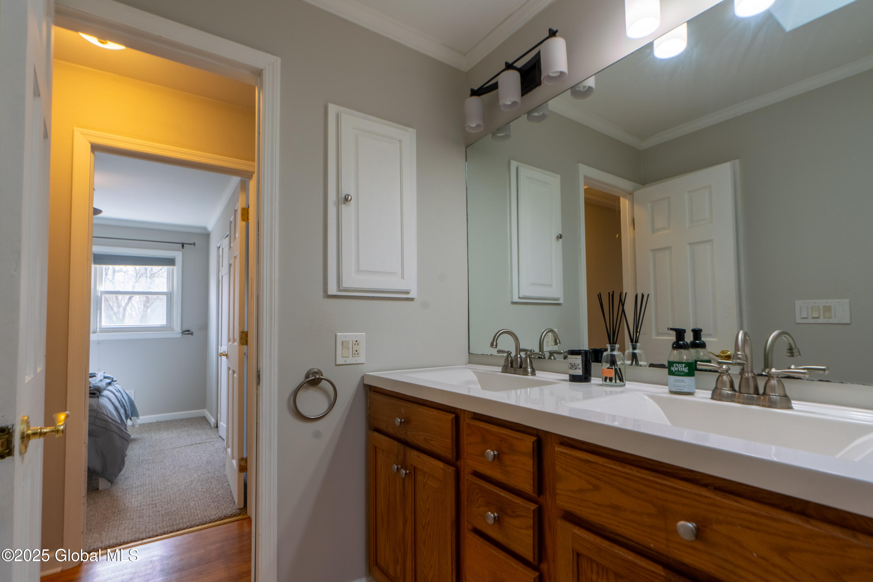 7 Bemis Heights Road, Saratoga Springs, New York image 17