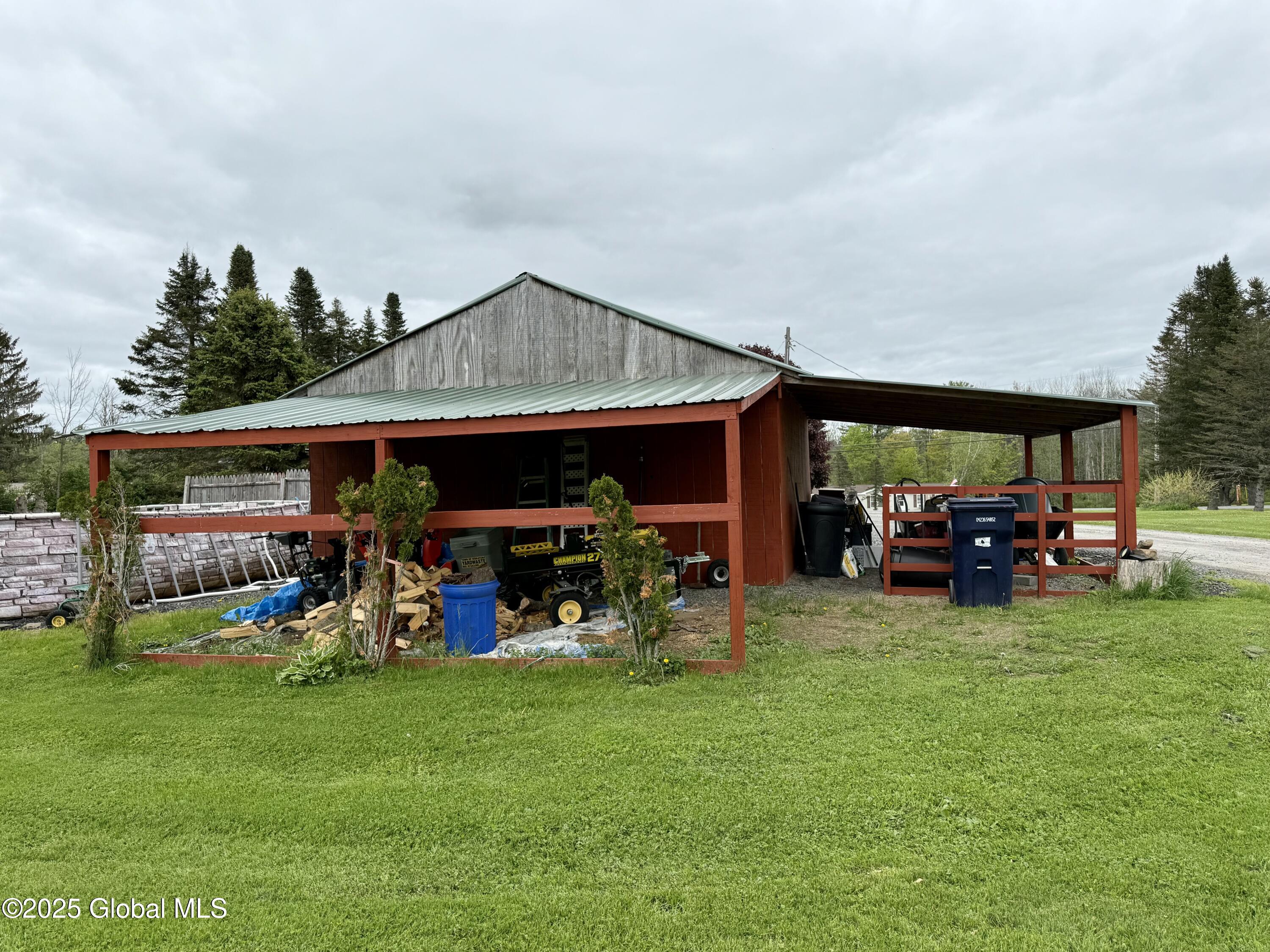 682 Midline Road, Amsterdam, New York image 27