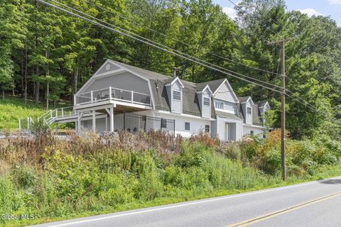 Photo of 1226 Nys Rt 9P, Saratoga Springs, NY 12866 (MLS # 202522112)