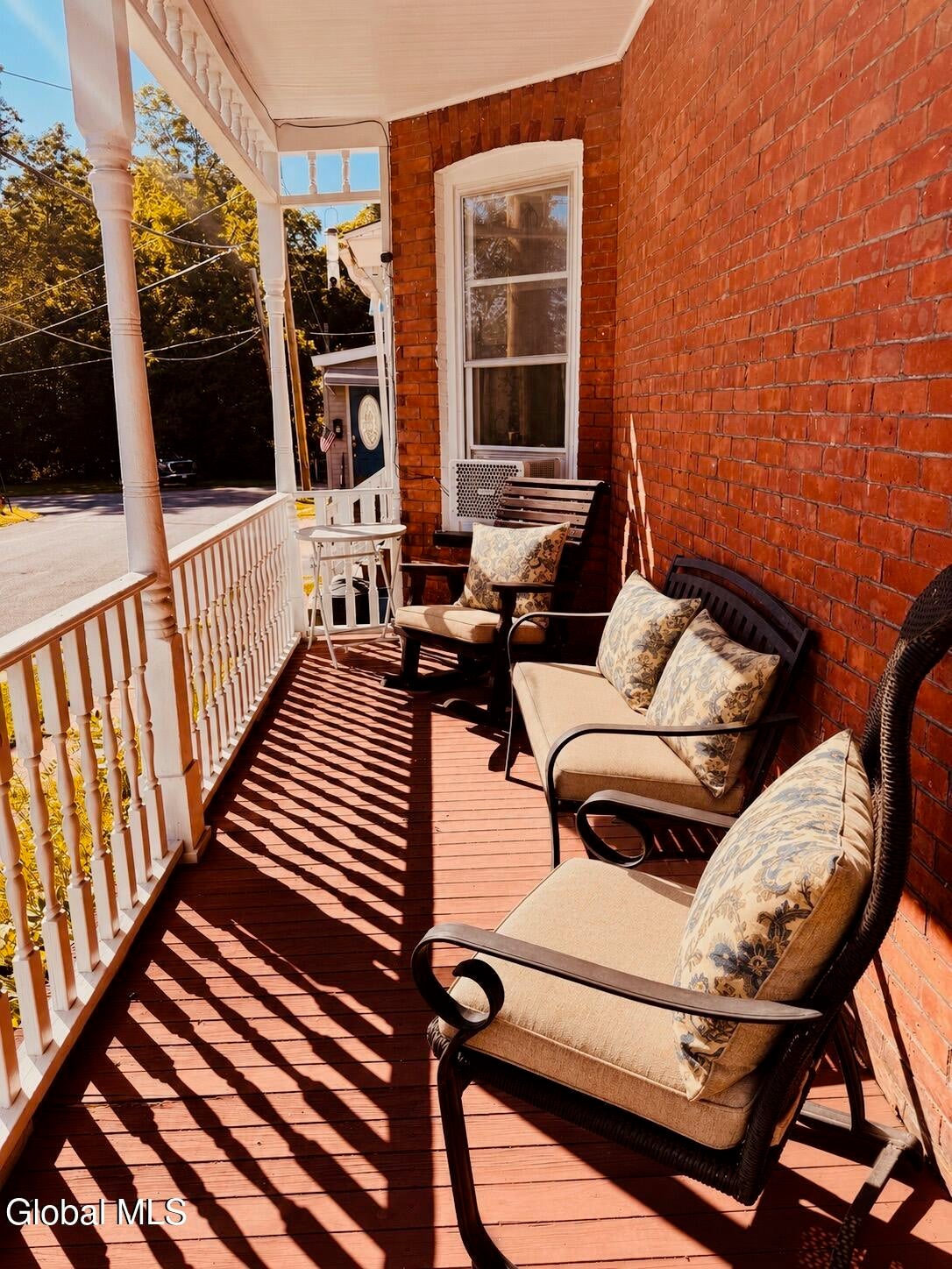 33 N Division Street