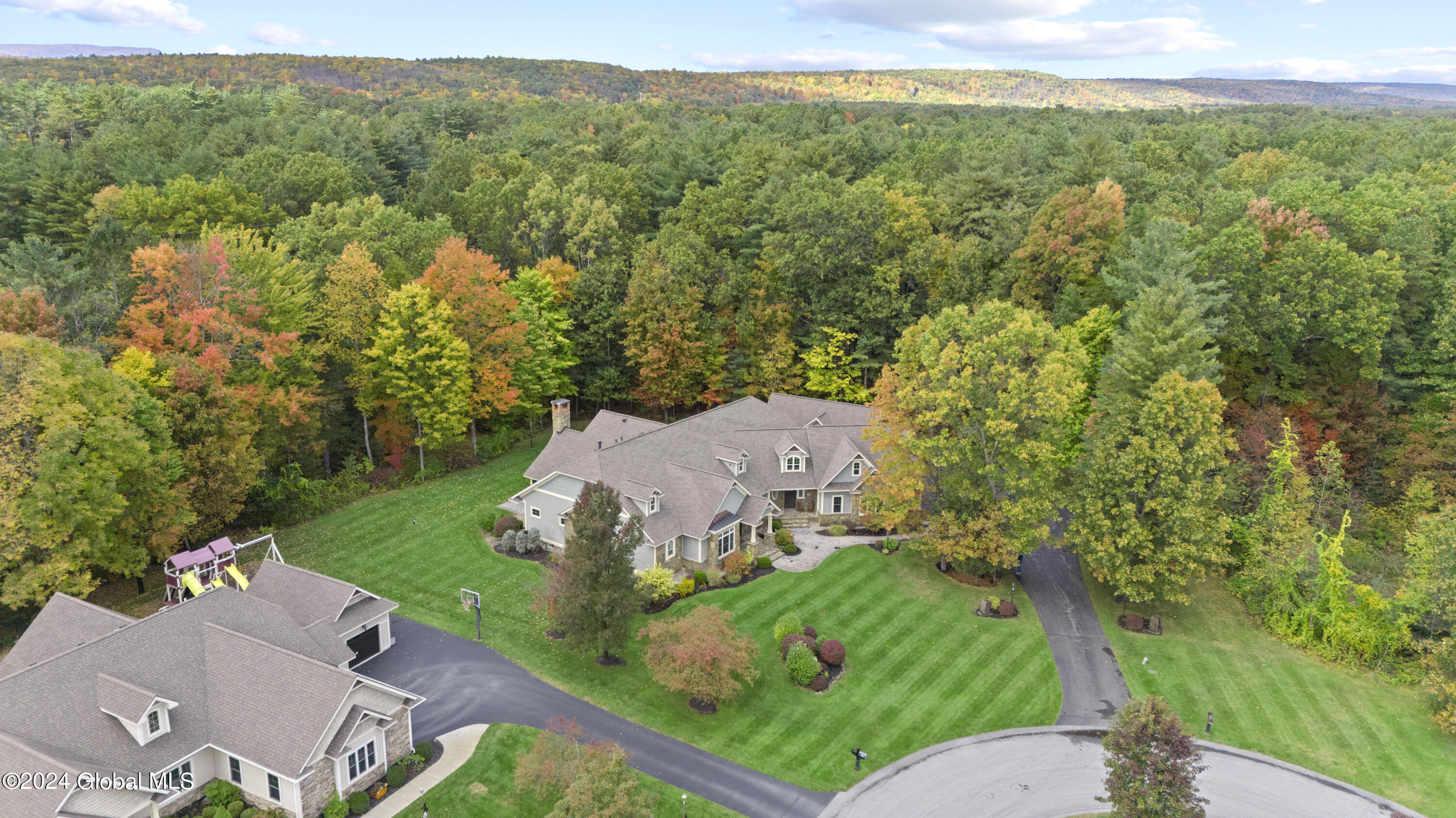 25 Foxhound Run, Saratoga Springs, New York image 3