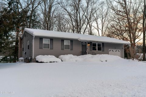 Photo of 77 Tamarack Trail, Saratoga Springs, NY 12866 (MLS # 202611310)