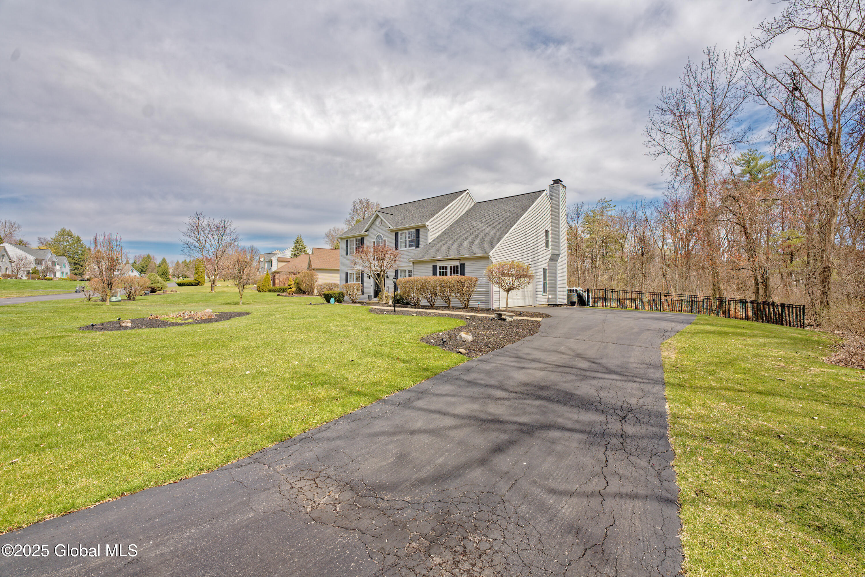 33 Spice Mill Boulevard, Clifton Park, New York image 8