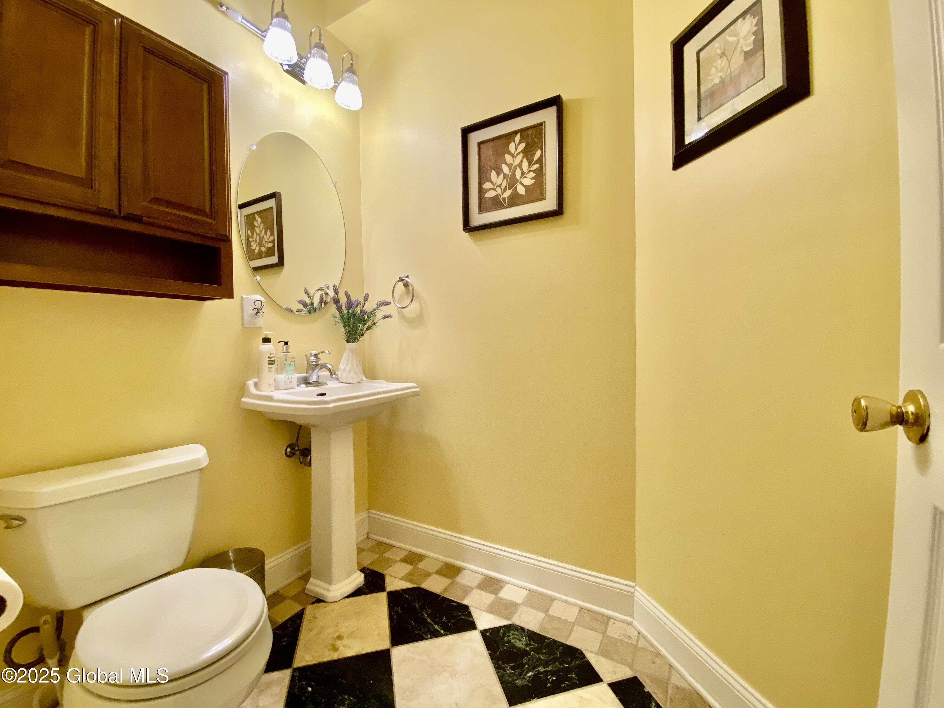 4045 Windsor Drive, Niskayuna, New York image 12