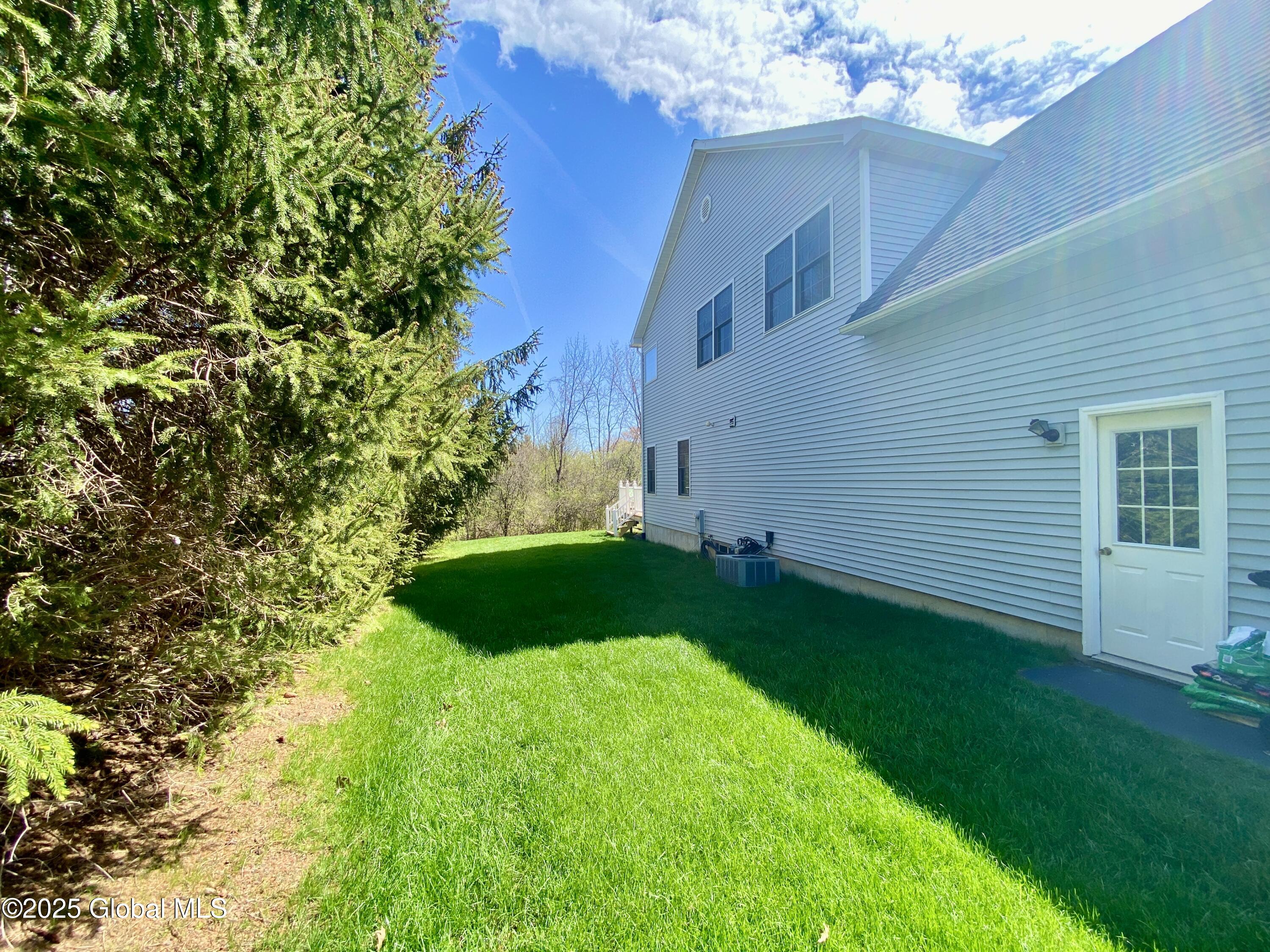 4045 Windsor Drive, Niskayuna, New York image 28