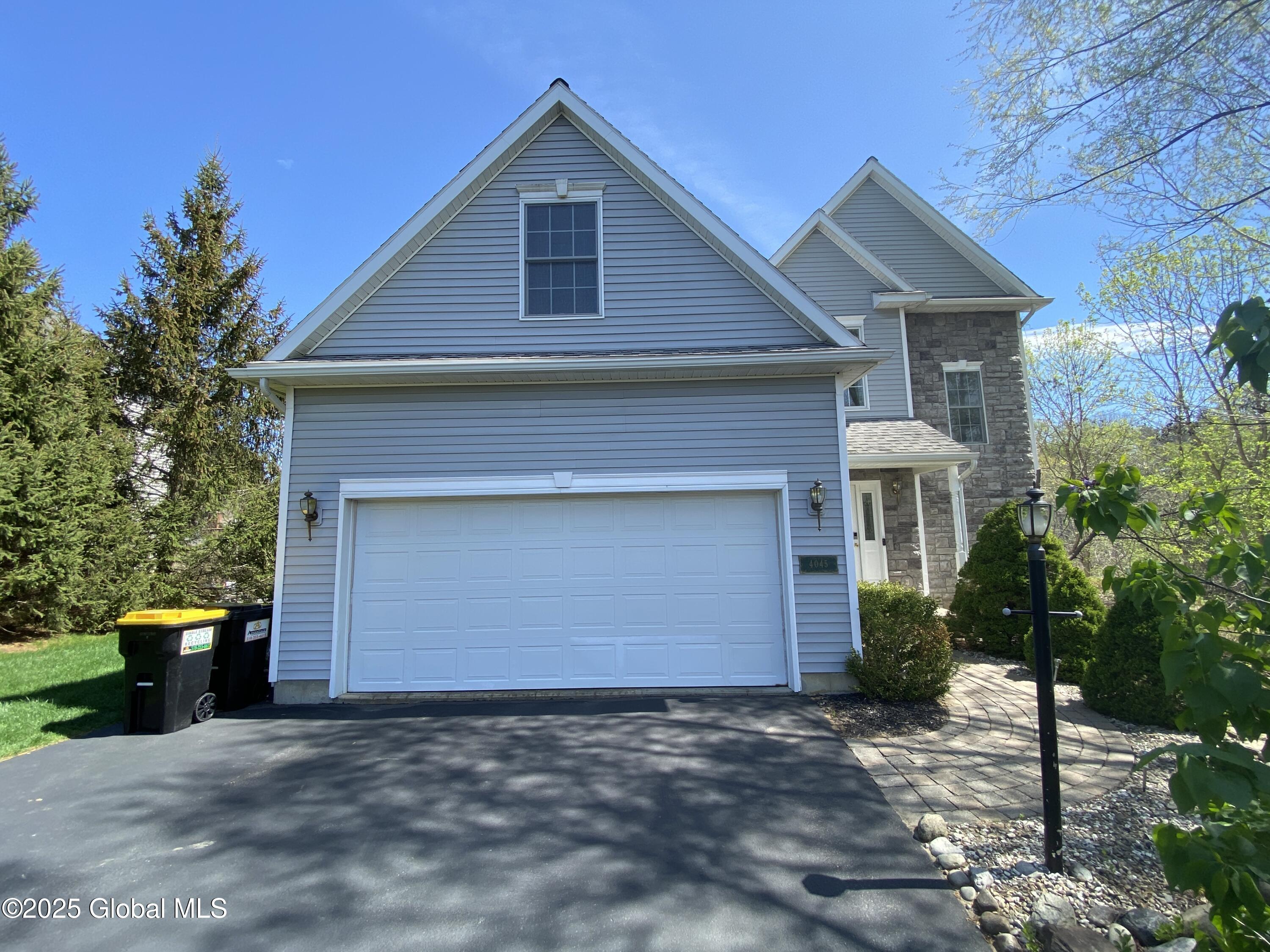 4045 Windsor Drive, Niskayuna, New York image 1