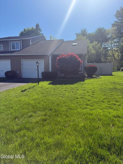 Photo of 2050 Rosedale Way, Schenectady, NY 12303 (MLS # 202617251)