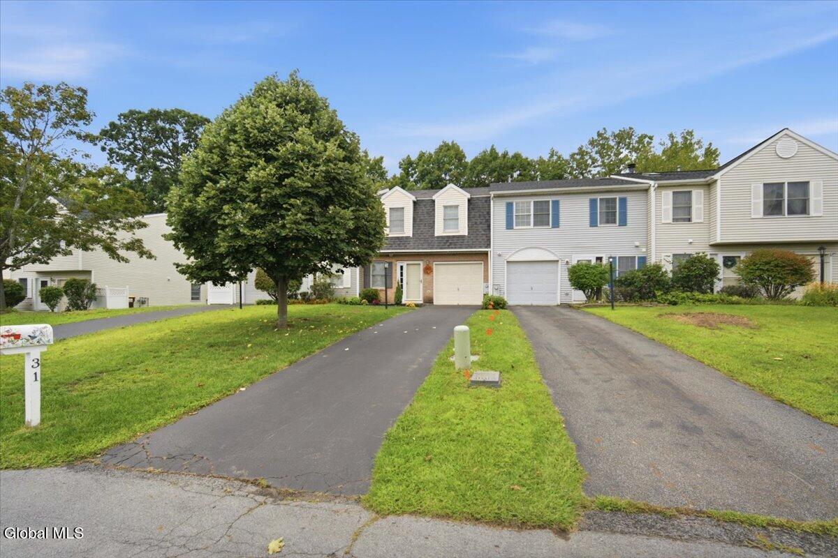 31 Bridgewood Lane
