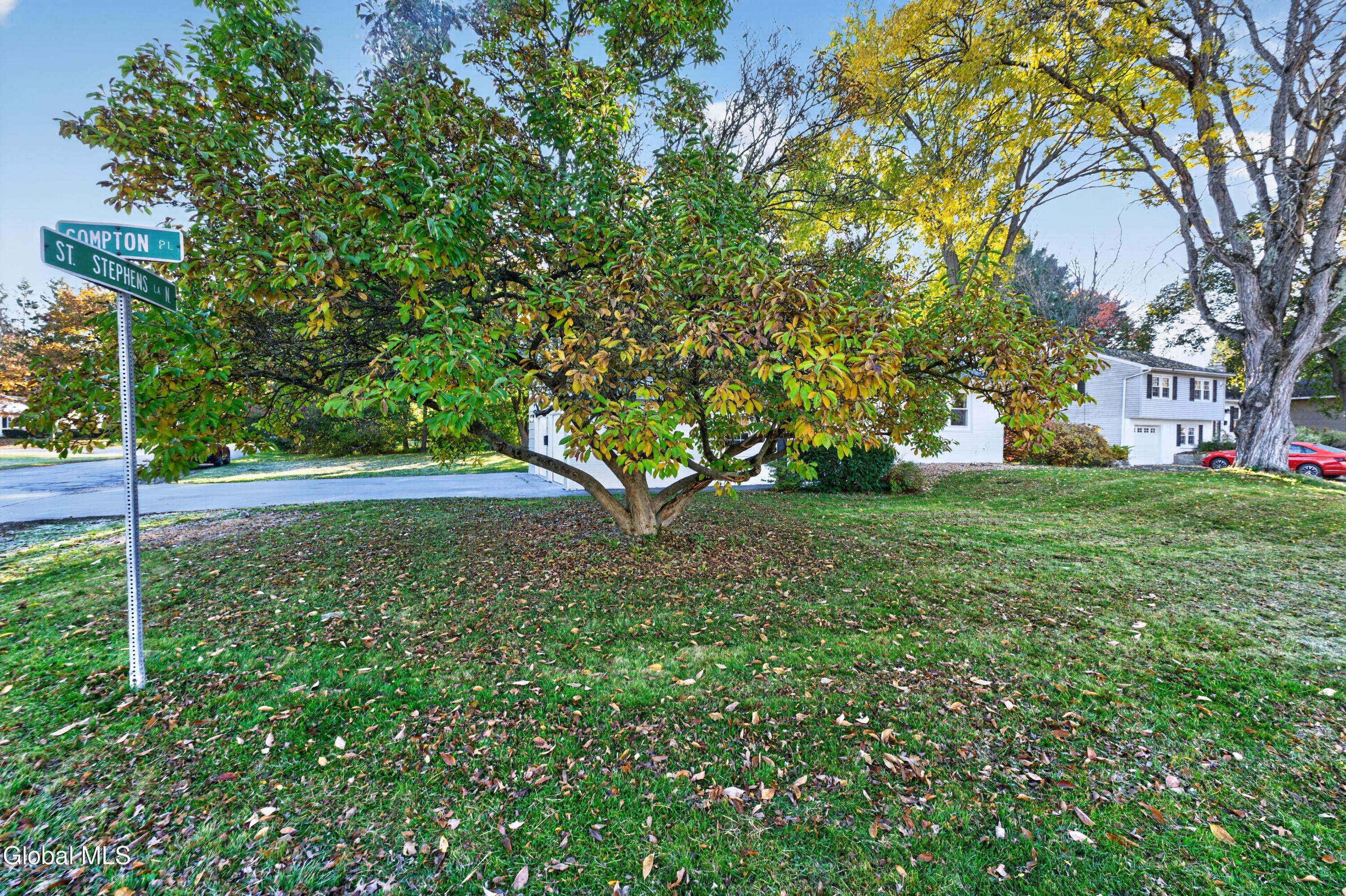14 Compton Place