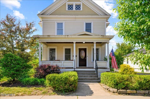 Photo of 162 Lake Avenue, Saratoga Springs, NY 12866 (MLS # 202614148)