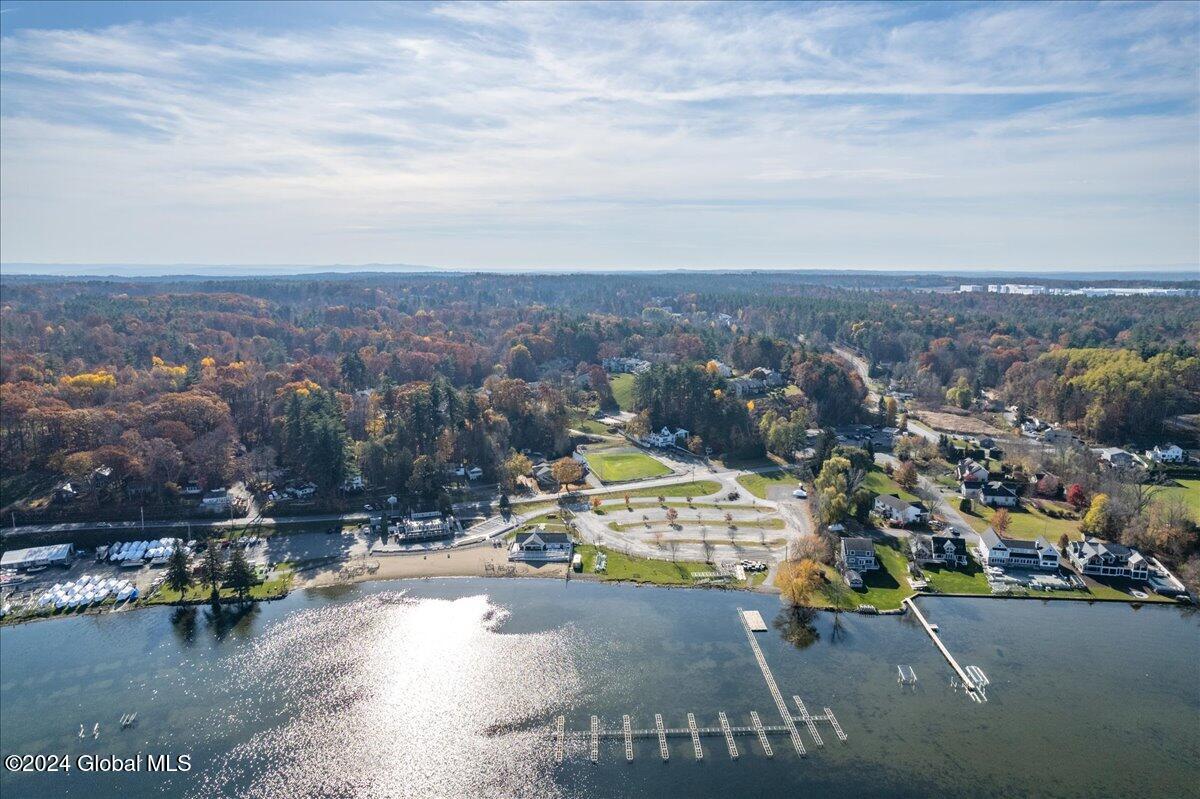 L2 Ny-9p, Saratoga Springs, New York image 6