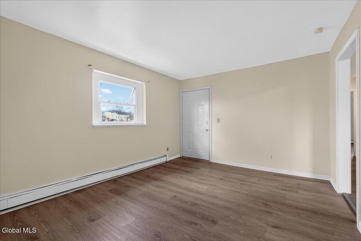 Watervliet, New York 12189, United States, 4 Bedrooms Bedrooms, ,3 BathroomsBathrooms,Residential,Active,256403