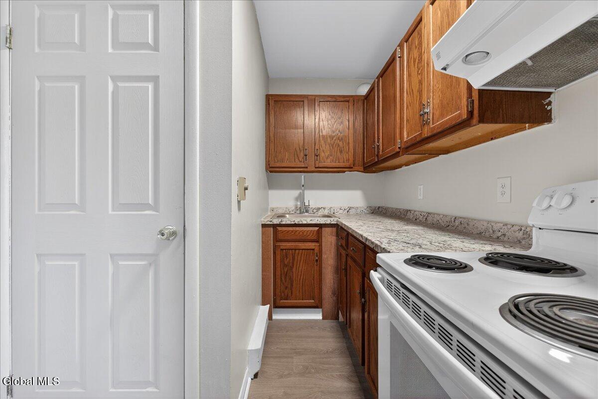 Watervliet, New York 12189, United States, 4 Bedrooms Bedrooms, ,3 BathroomsBathrooms,Residential,Active,256403