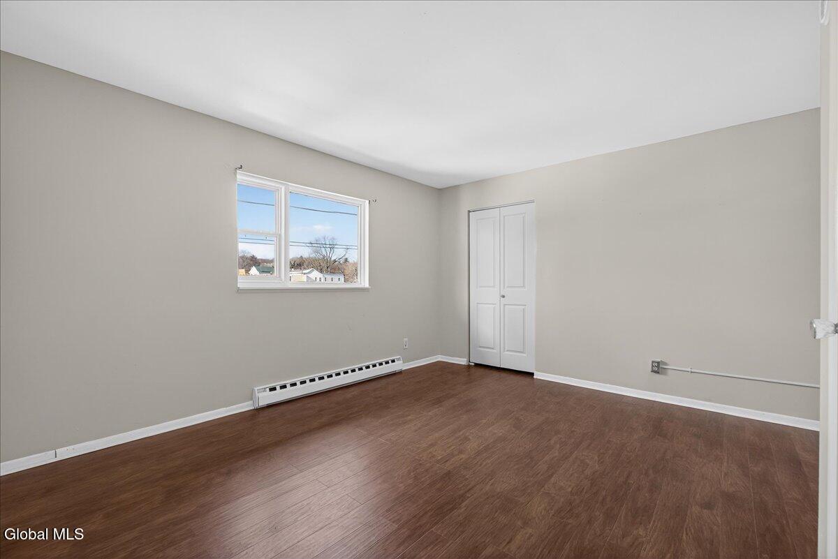 Watervliet, New York 12189, United States, 4 Bedrooms Bedrooms, ,3 BathroomsBathrooms,Residential,Active,256403