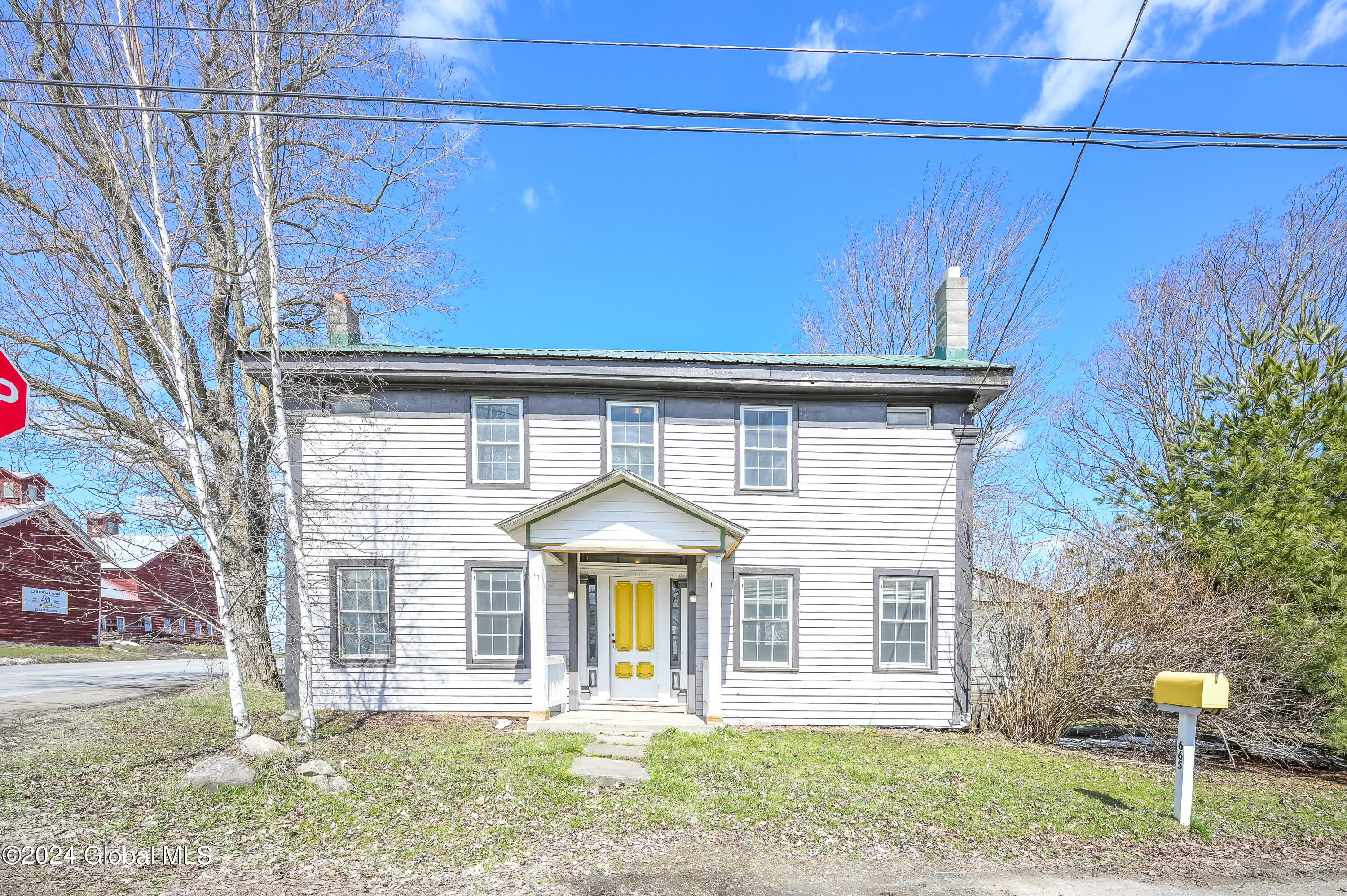 665 E Lykers Road, Sprakers, New York image 35