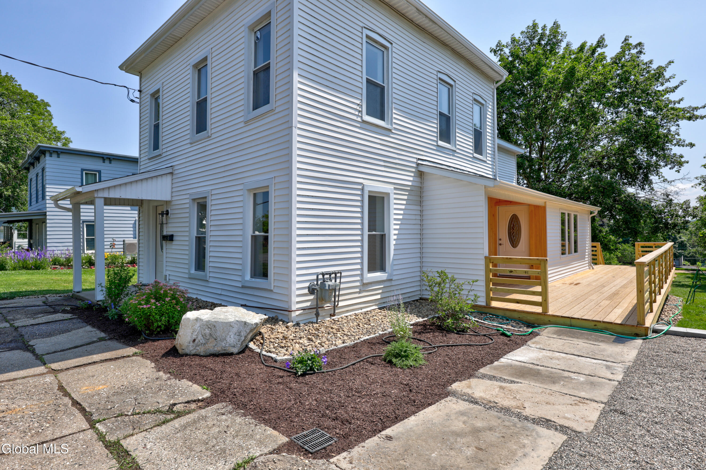 18 Chestnut Street