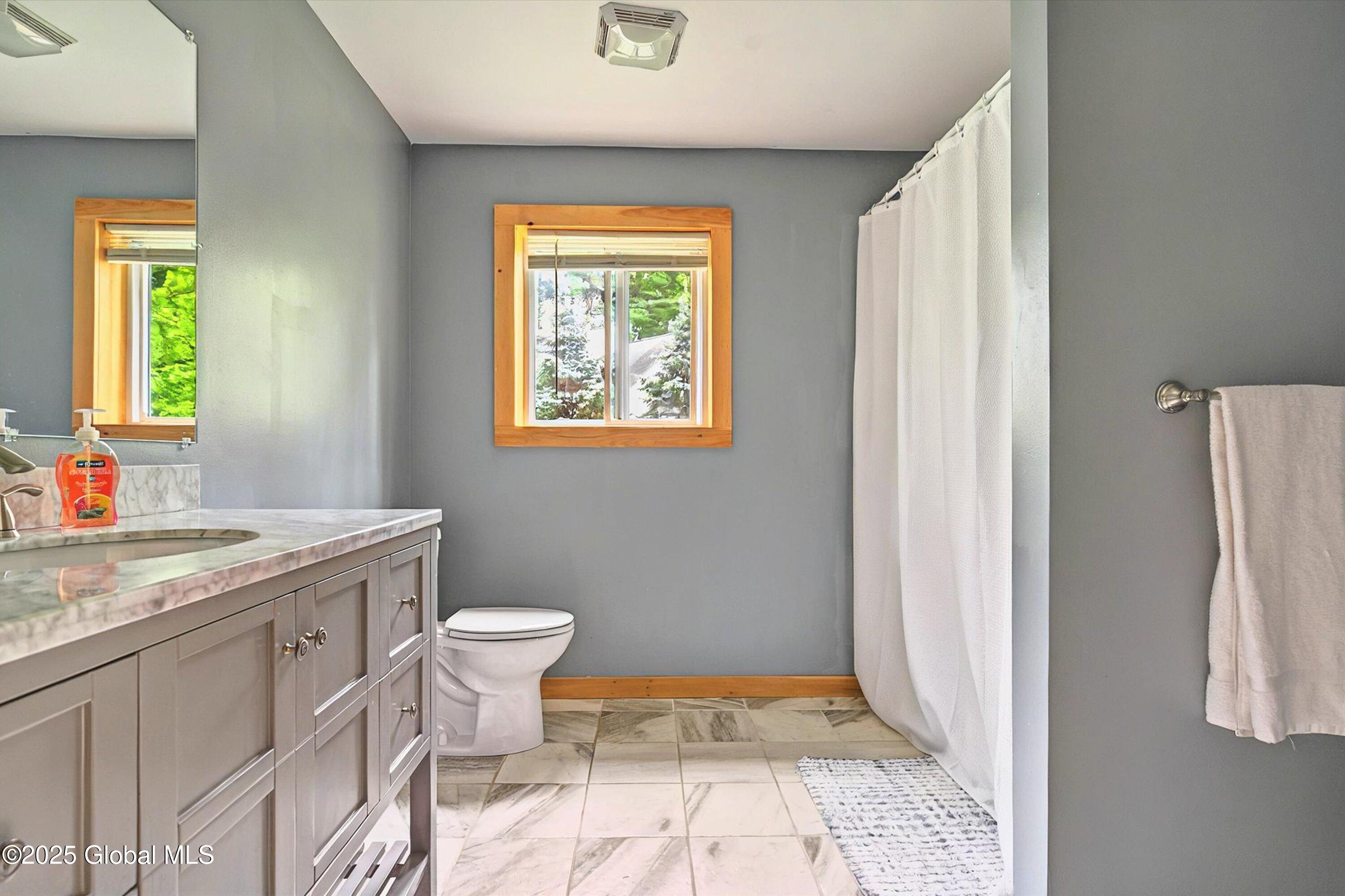 18 Kitchell Lane, Queensbury, New York image 38